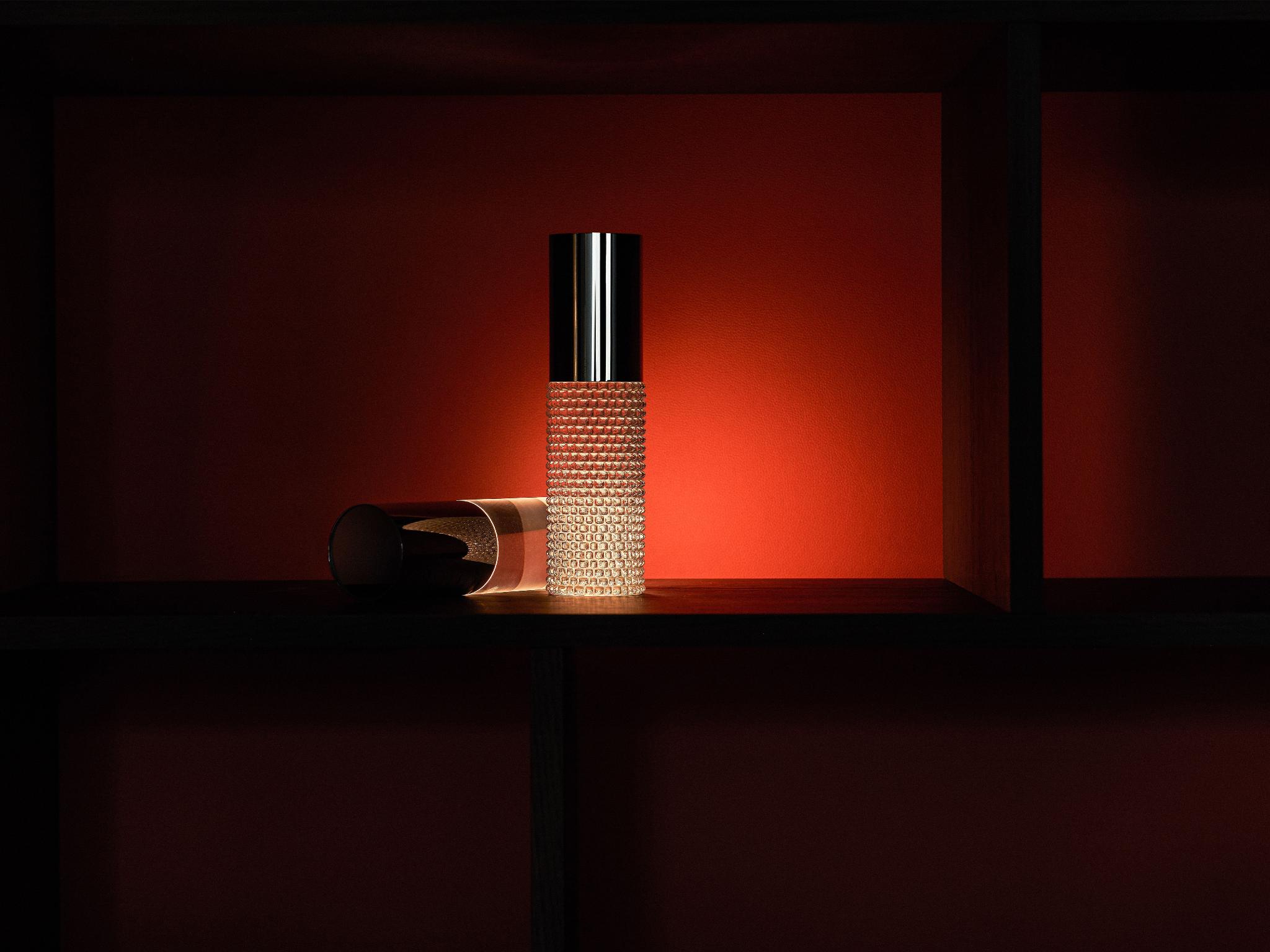 Moorgen Smart Diffused Charging Desk Lamp