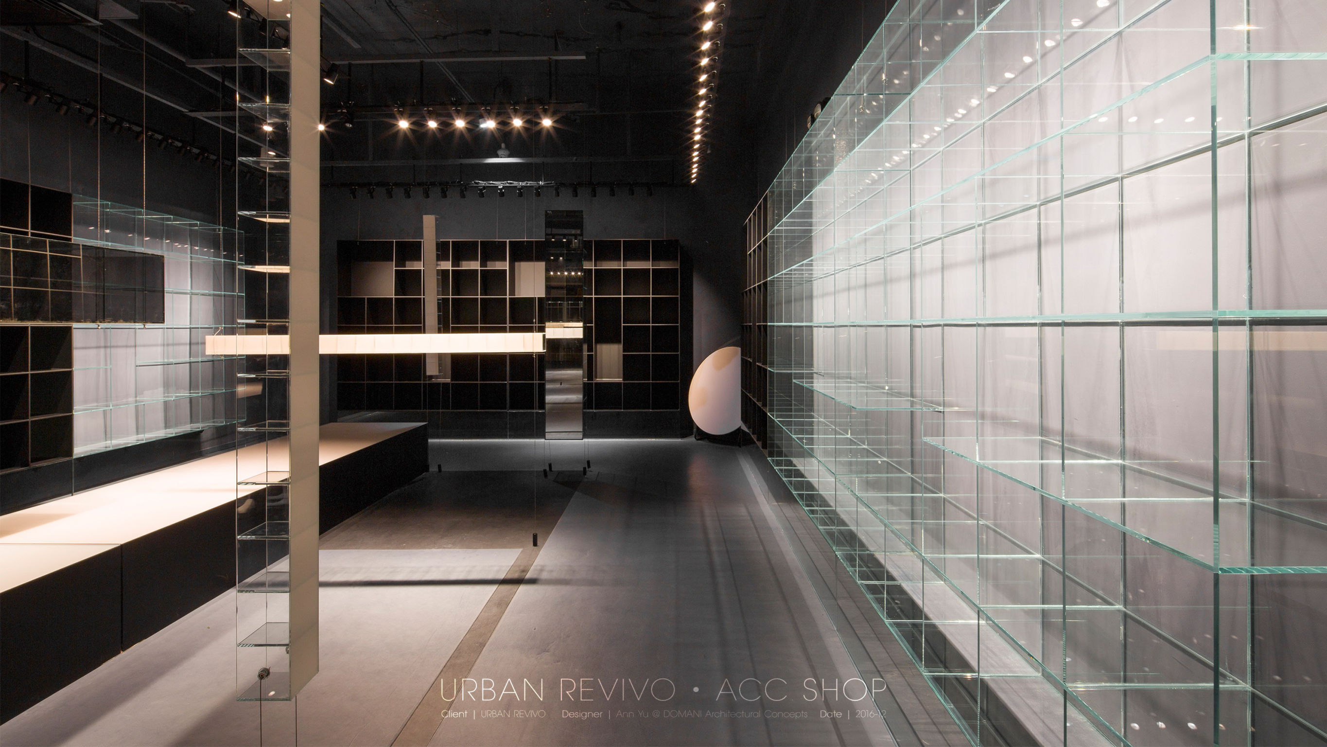 URBAN REVIVO ACC SHOP