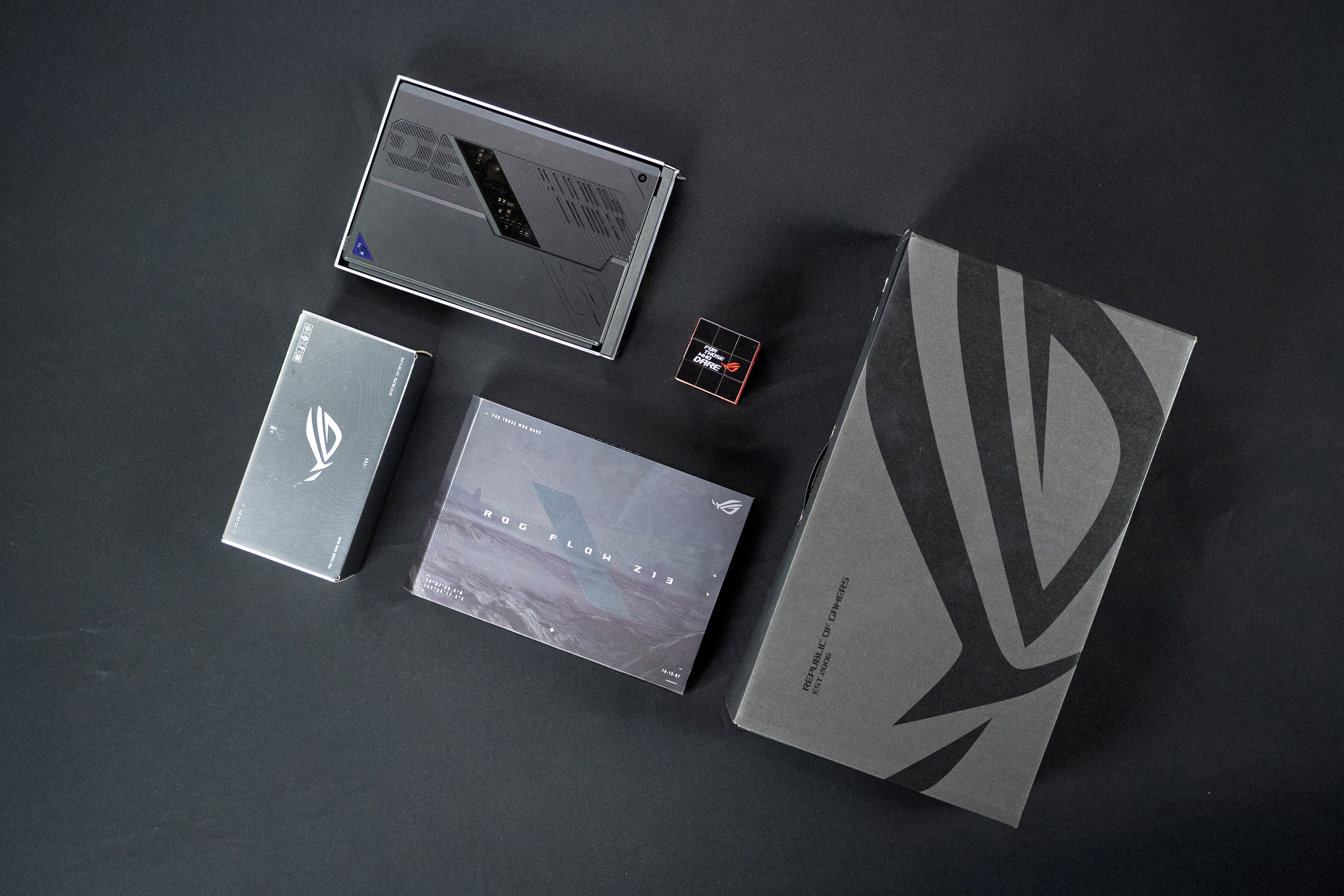 ROG Flow Z13 Packaging