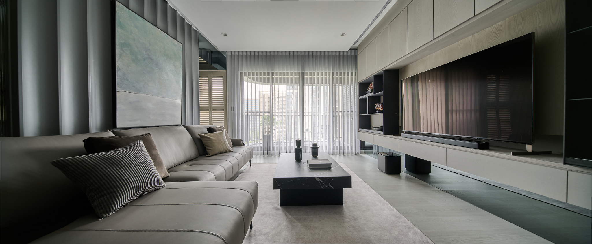 A Light Corridor in Graynes