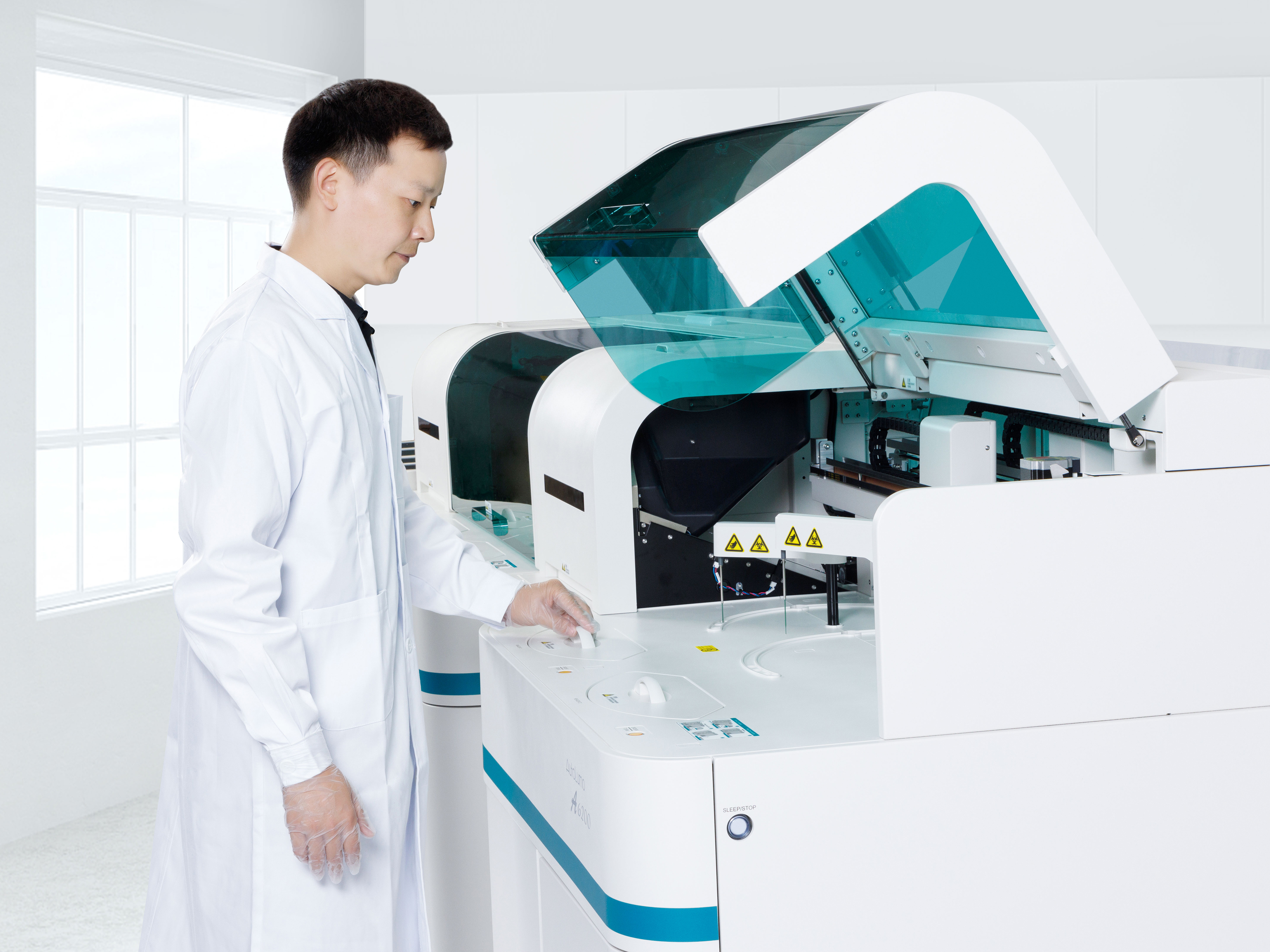 Automatic Luminescence Immunoassay Analyzer