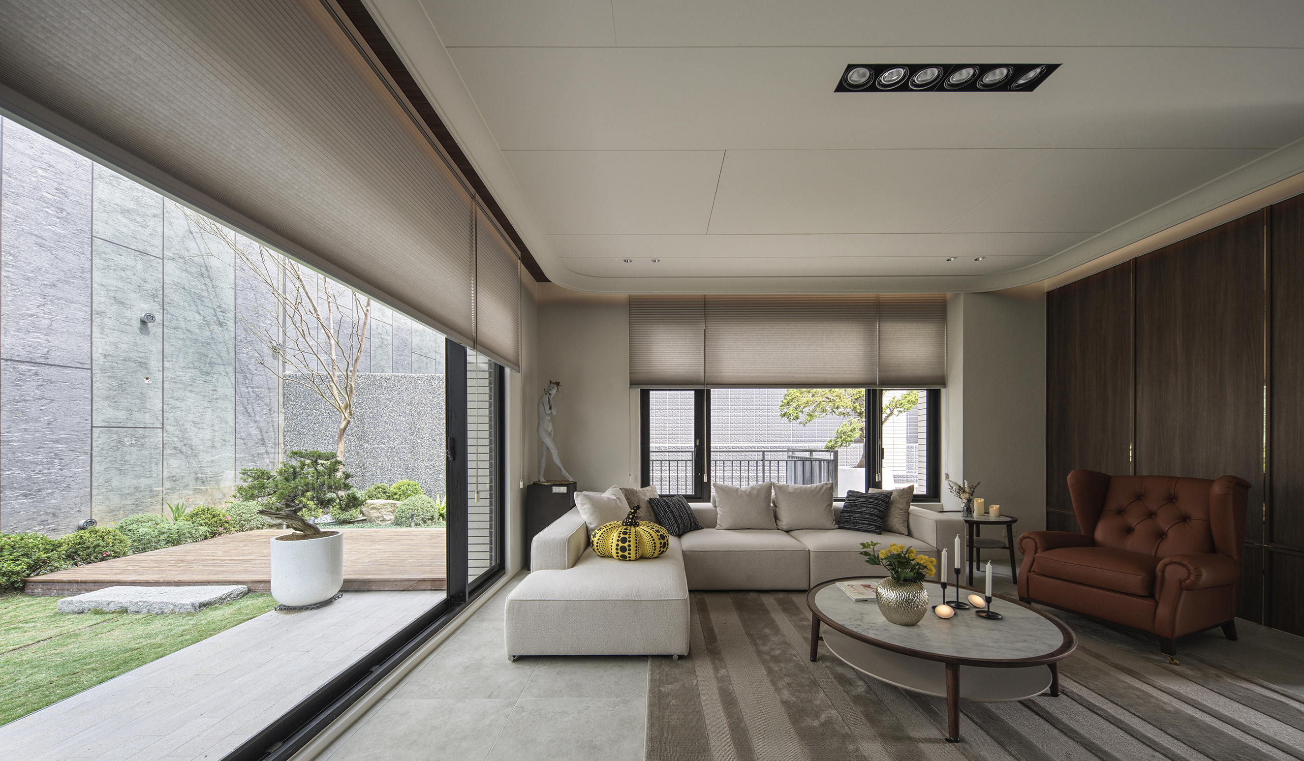 Veiled Peaks, Artistic Serenity