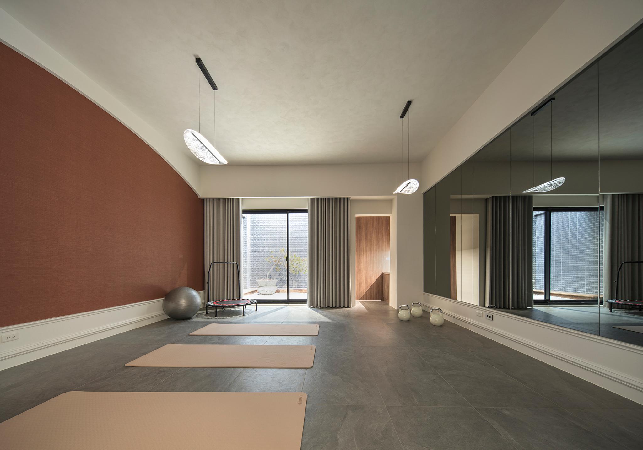 Veiled Peaks, Artistic Serenity