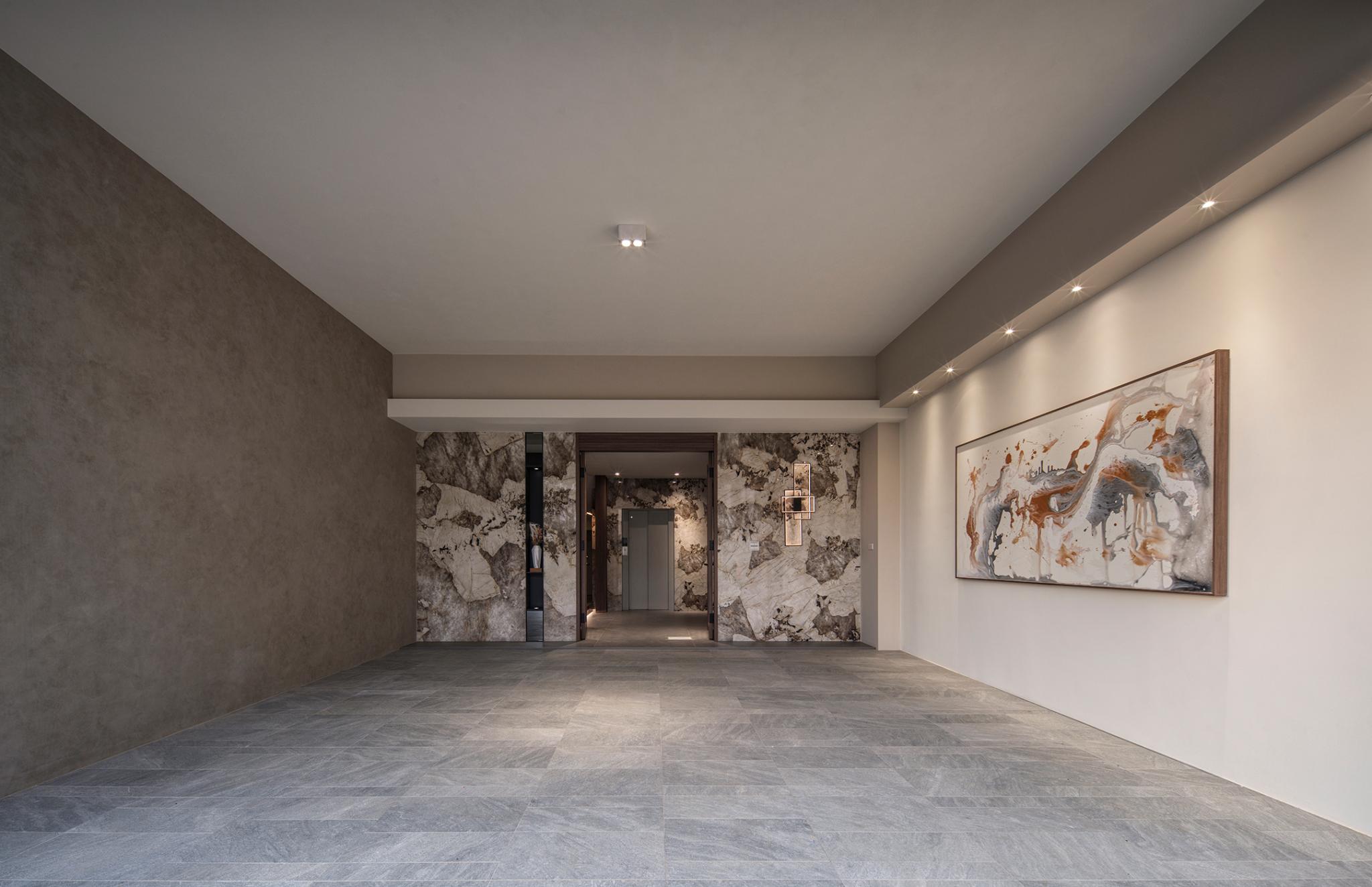 Veiled Peaks, Artistic Serenity