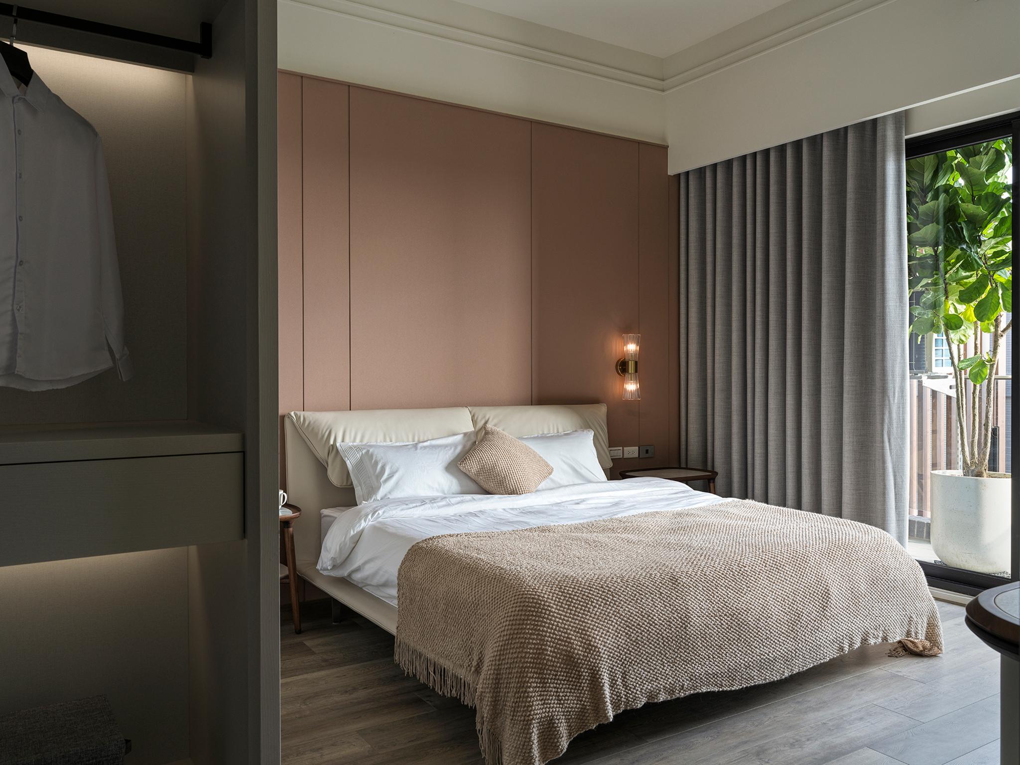 Veiled Peaks, Artistic Serenity