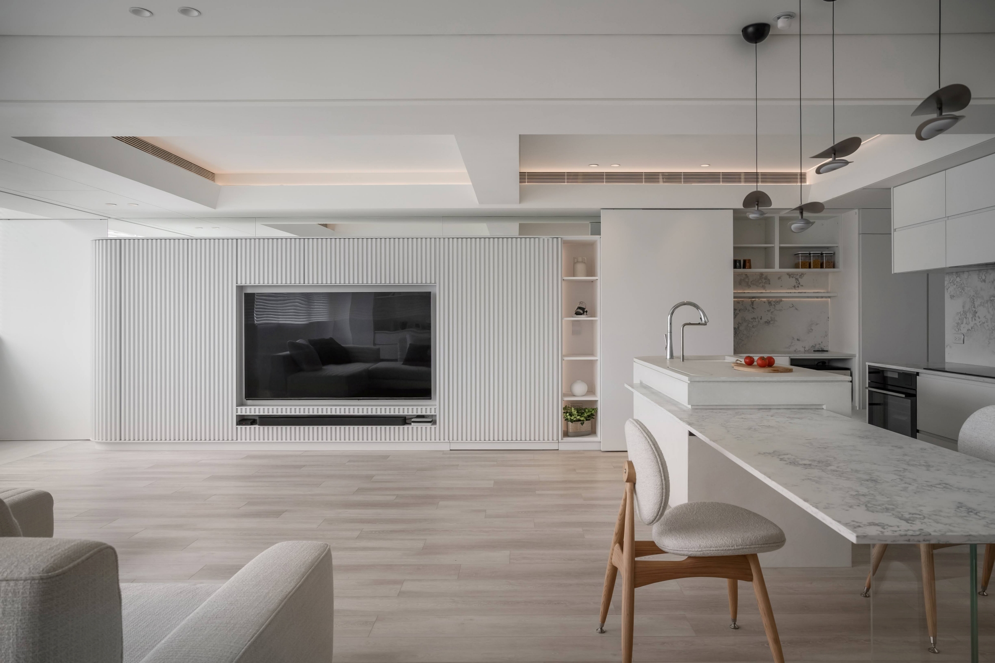 Living in Symbiosis with Nature