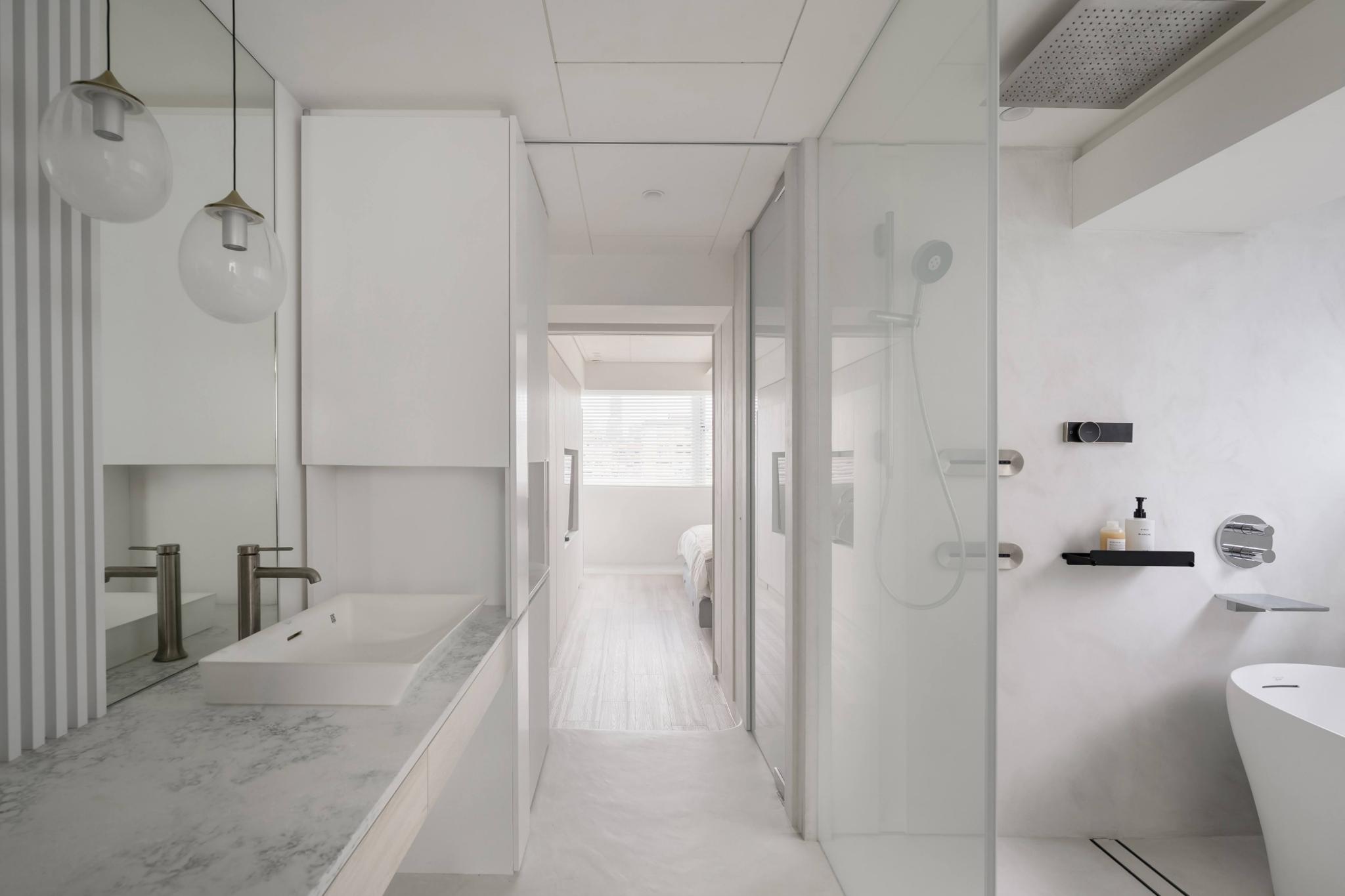 Living in Symbiosis with Nature