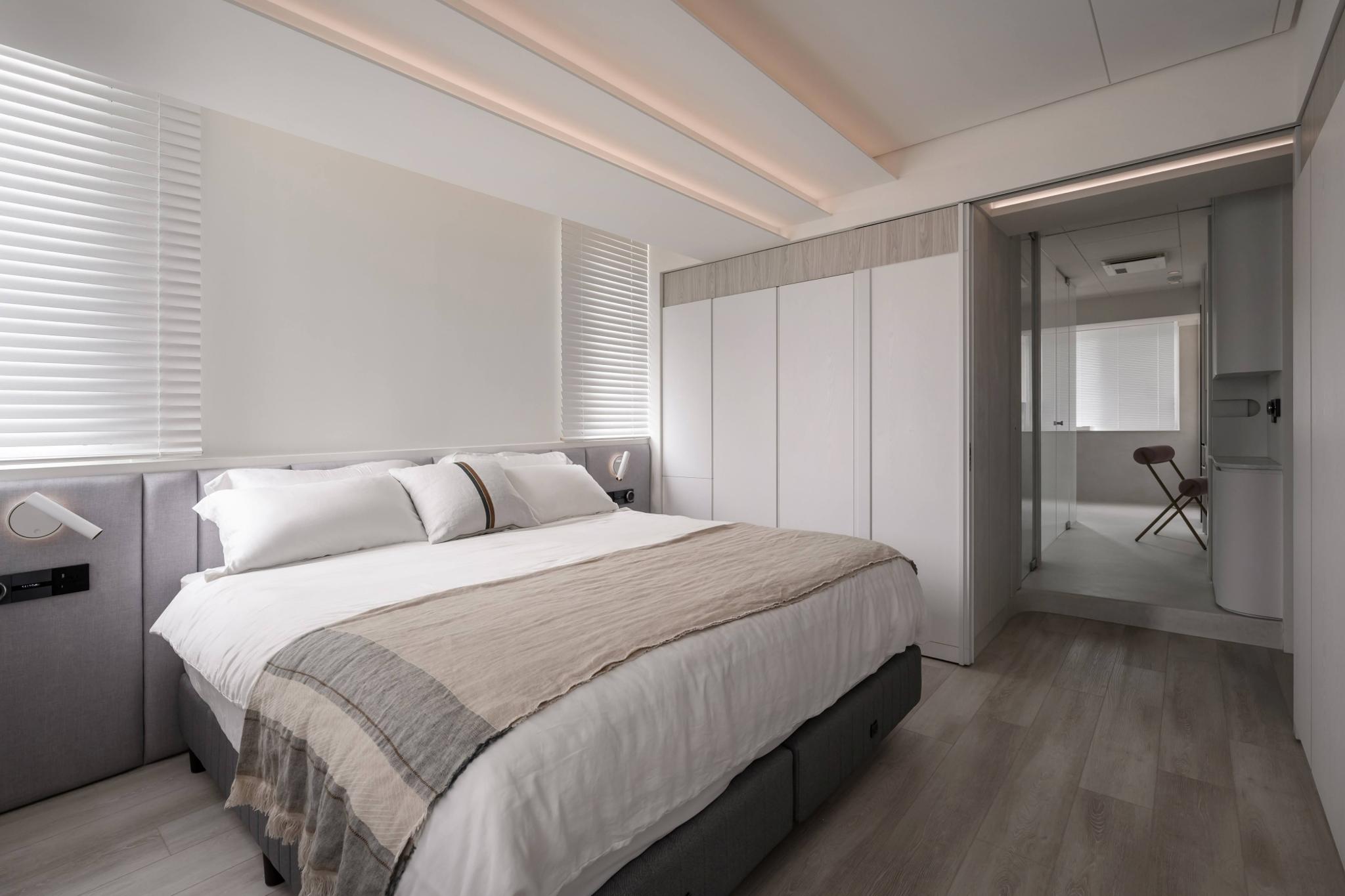 Living in Symbiosis with Nature