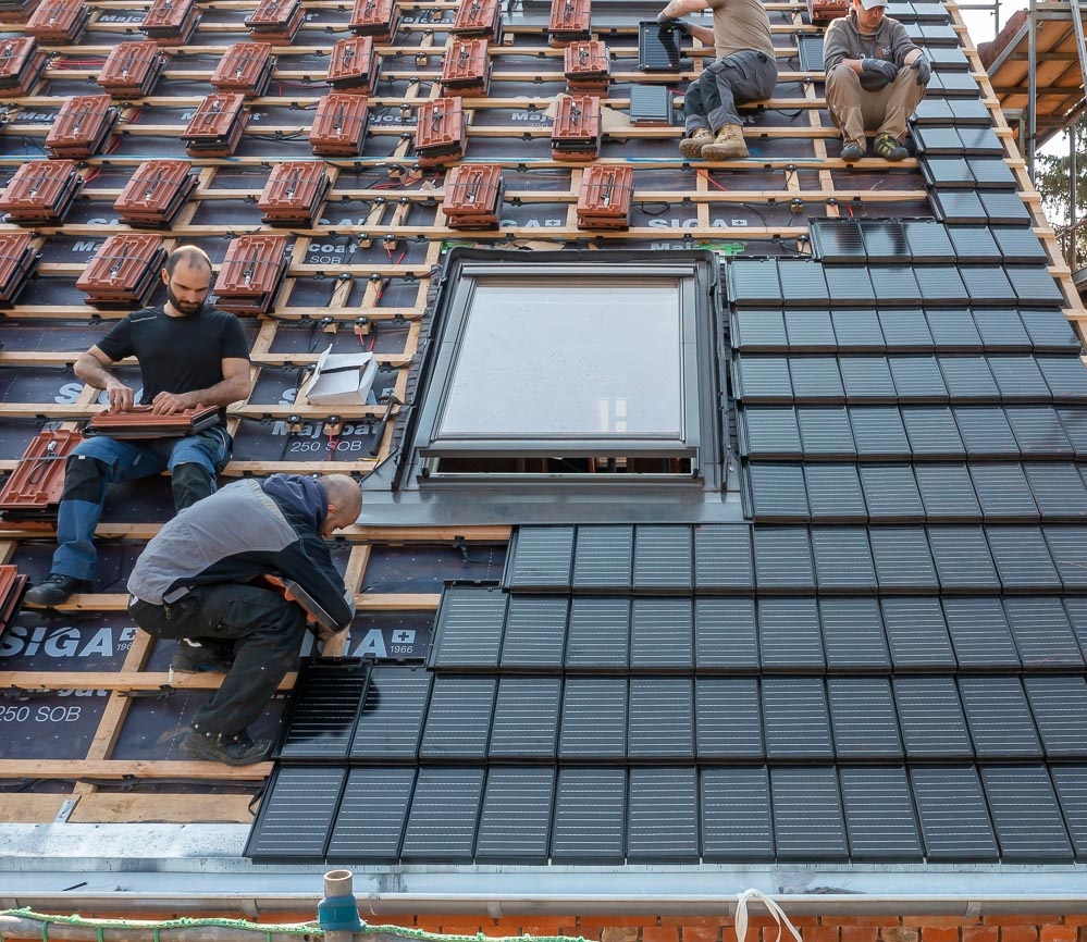 autarq - Building Integrated PV Roof Tiles