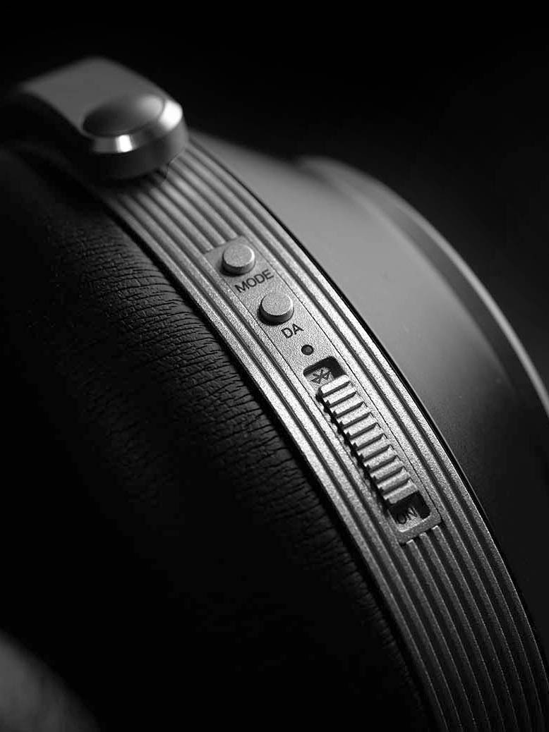 Solitaire T - Highest Precision Headphones