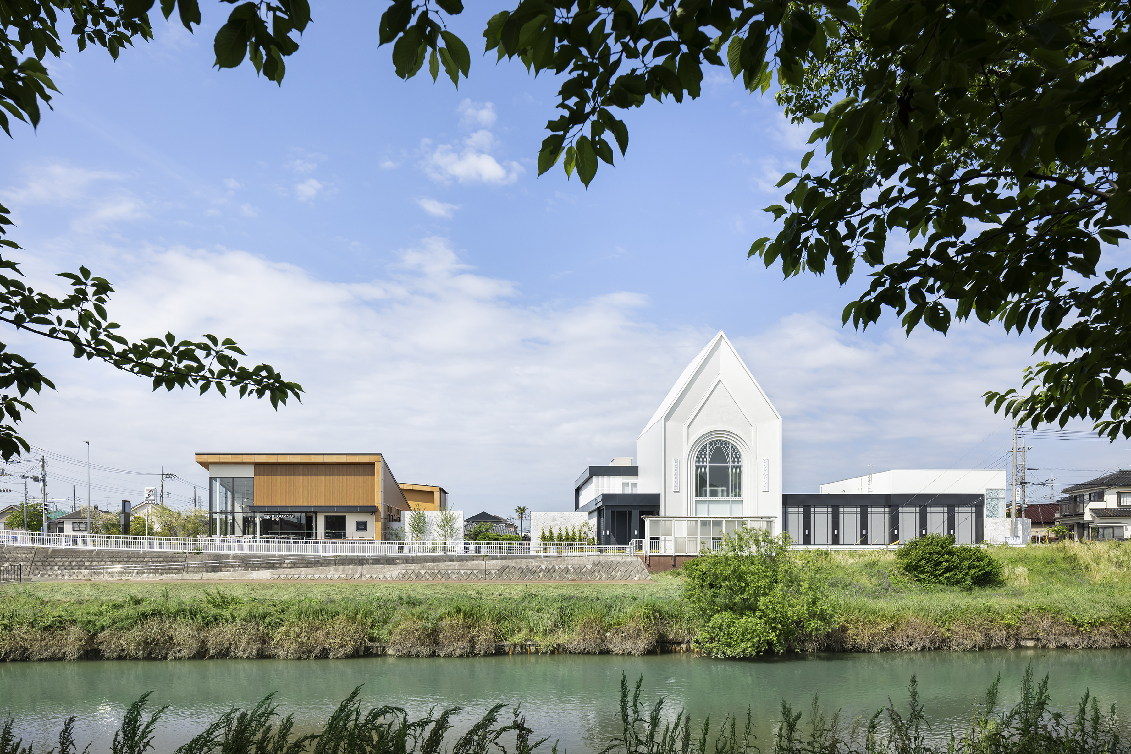 HILL TOP THE SQUARE "St. Wave"