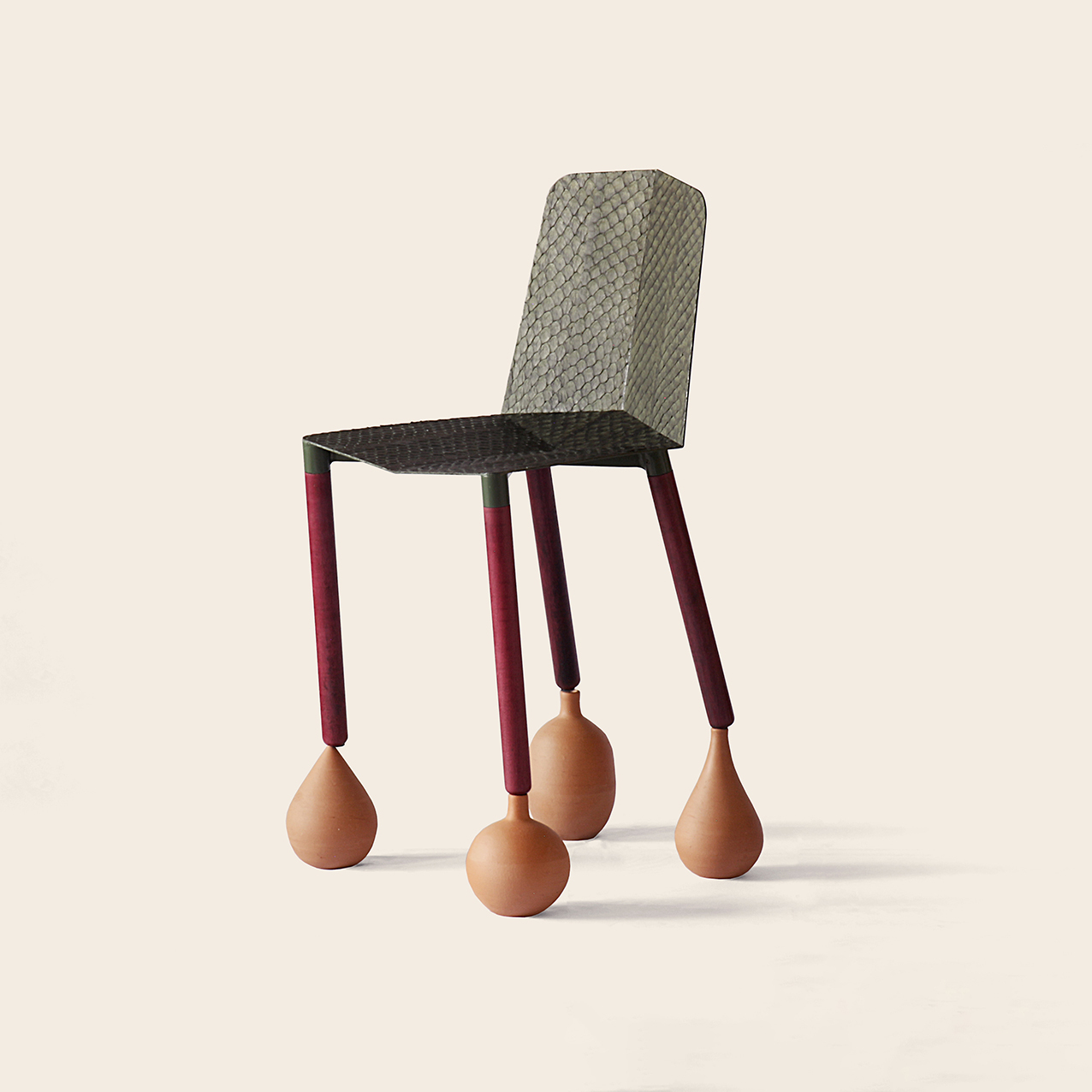 Hoe + Pirarucu CHAIR