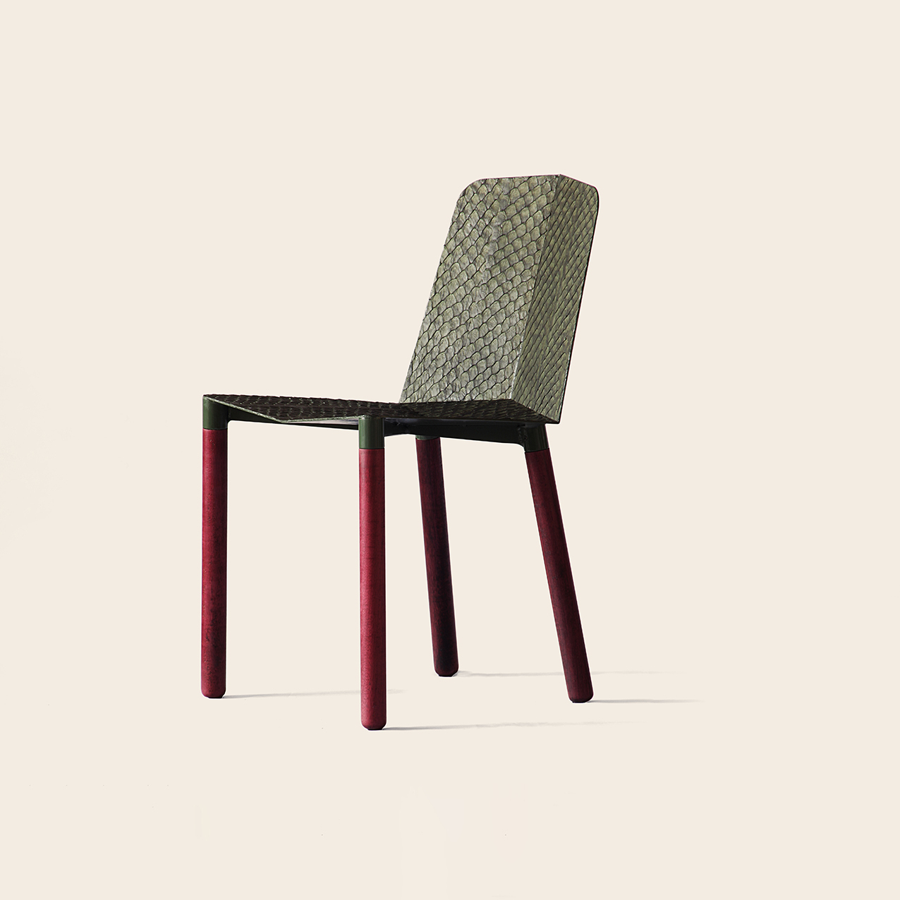 Hoe + Pirarucu CHAIR