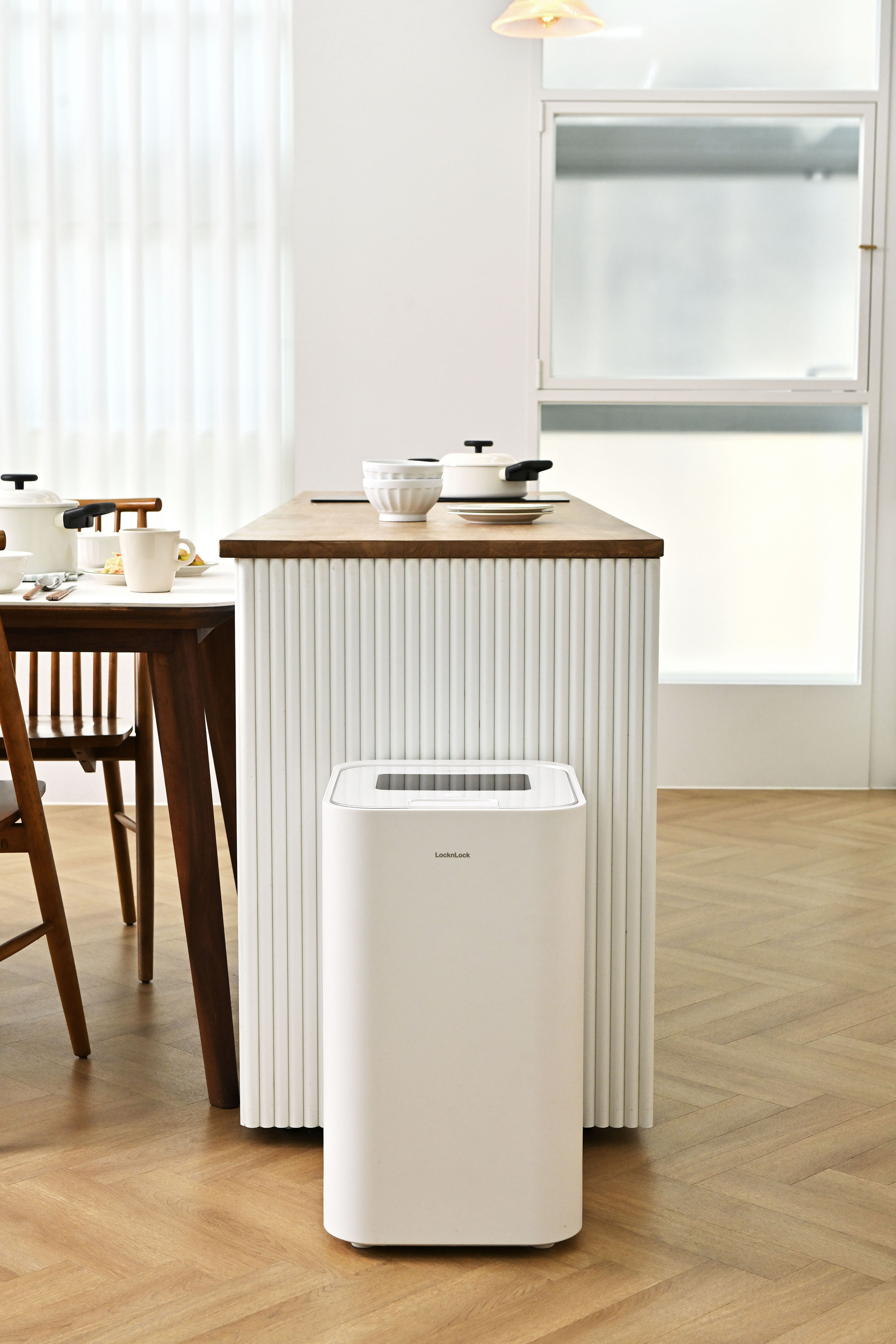 LocknLock Vacuum Rice Fridge