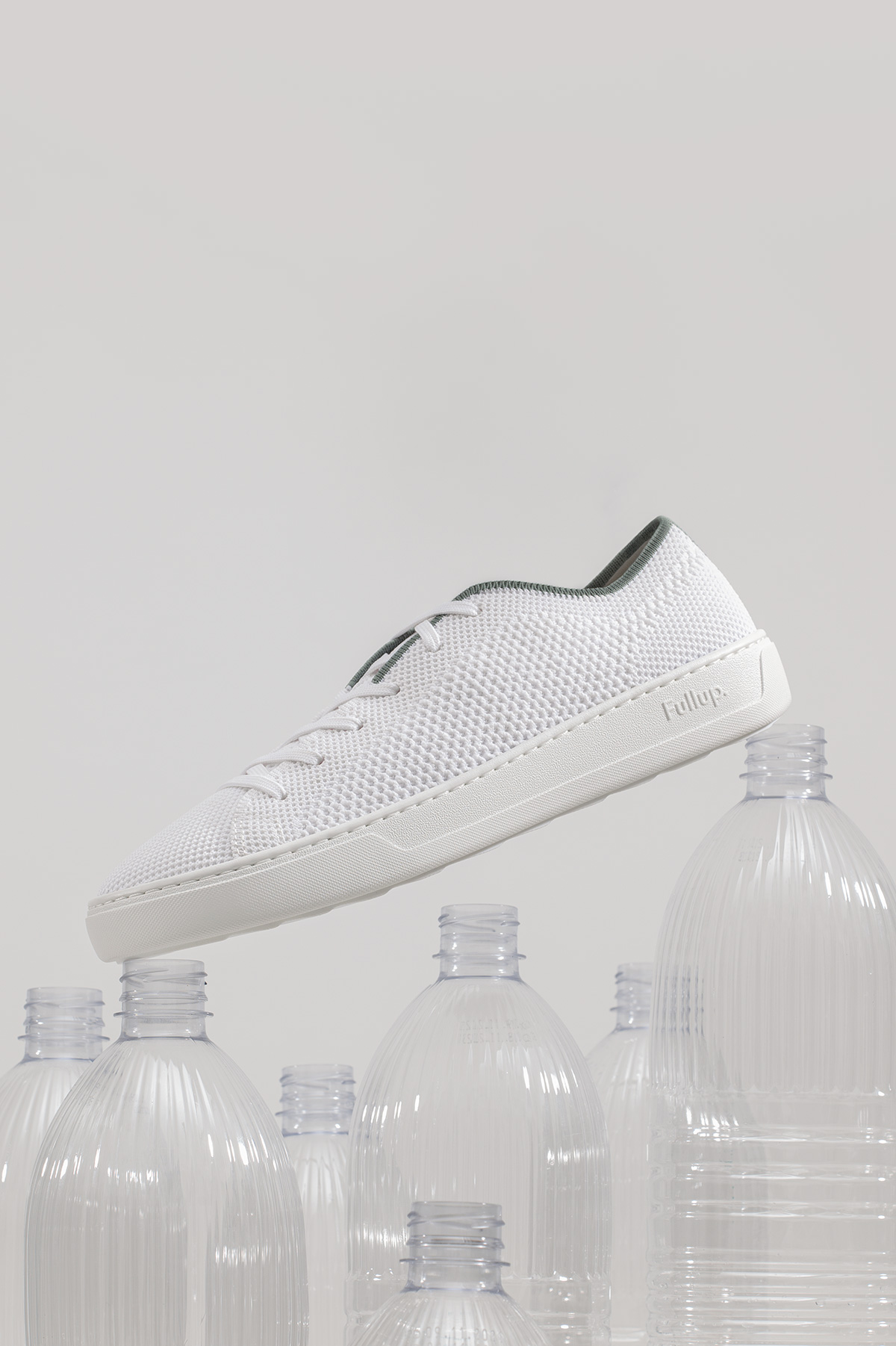 Fullup. -- Minimalist & Sustainable Sneakers