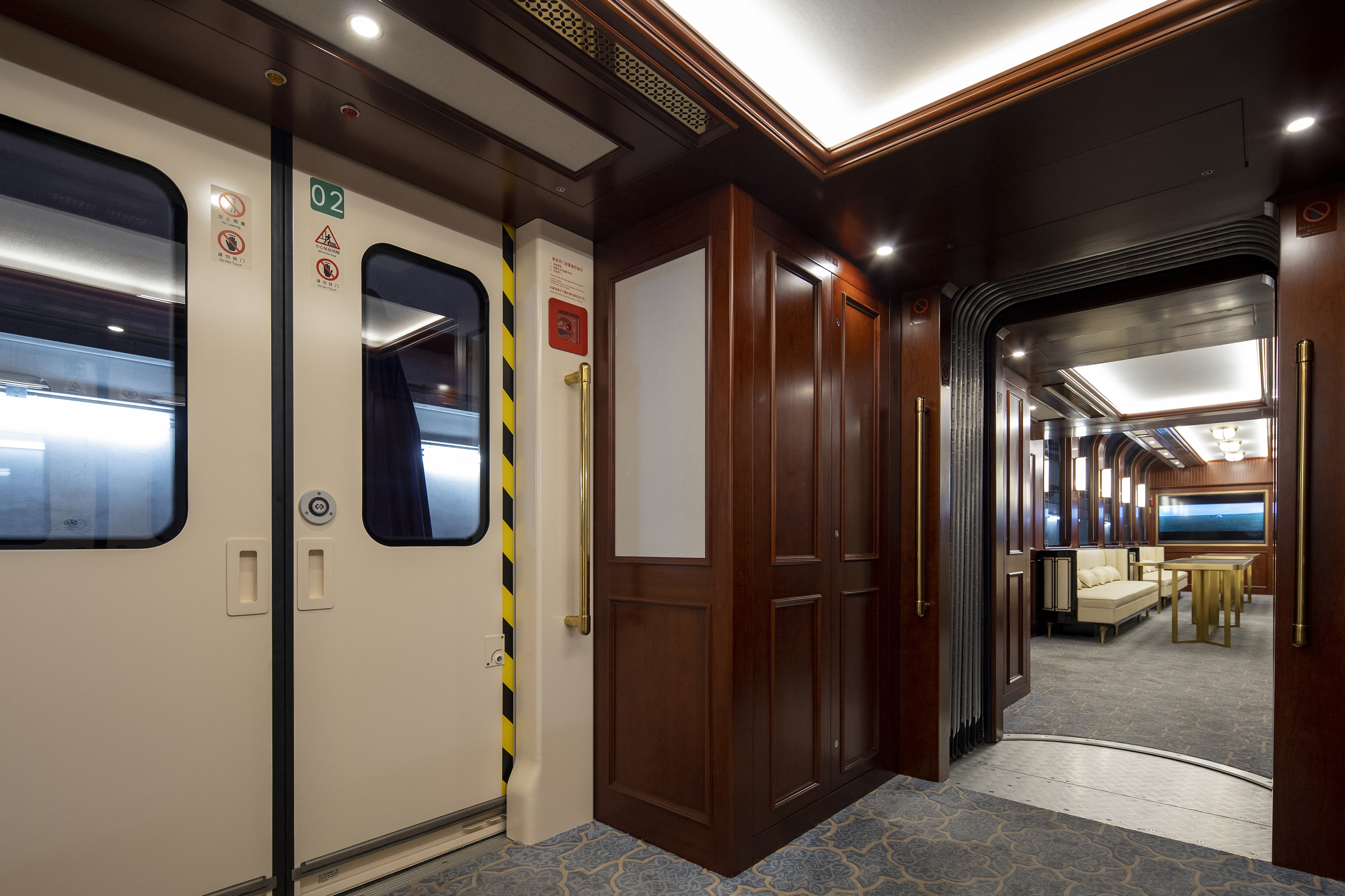 Movable Reception Room-Trains in Corporate Campus