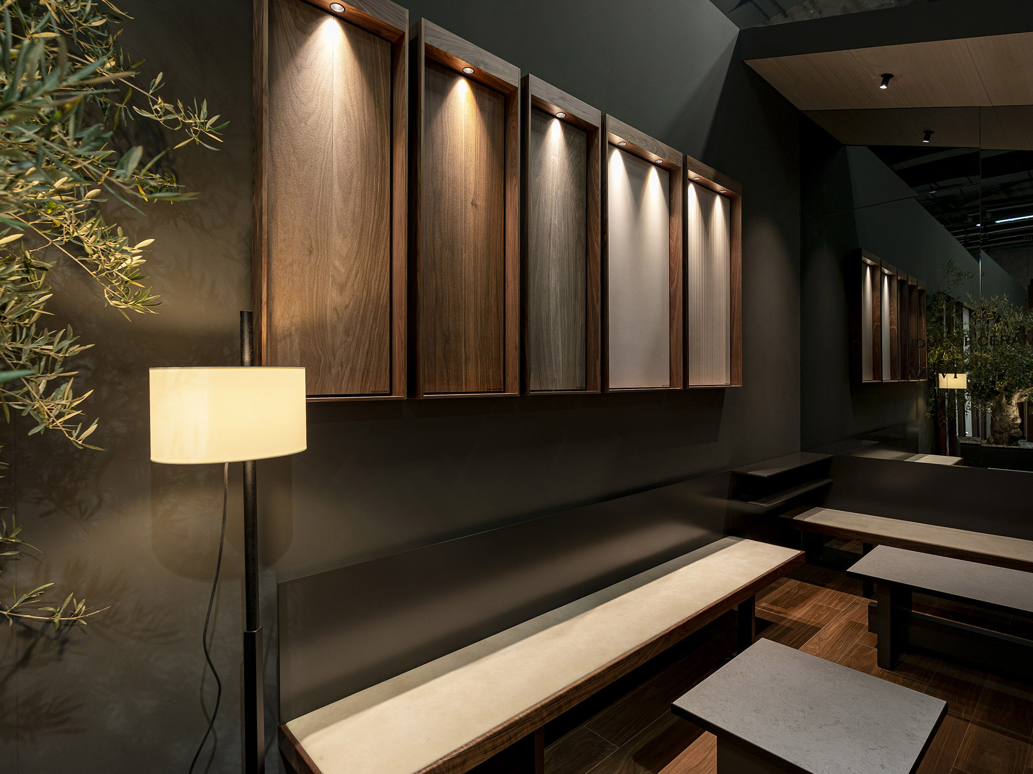 Azuvi Booth at Cersaie 23