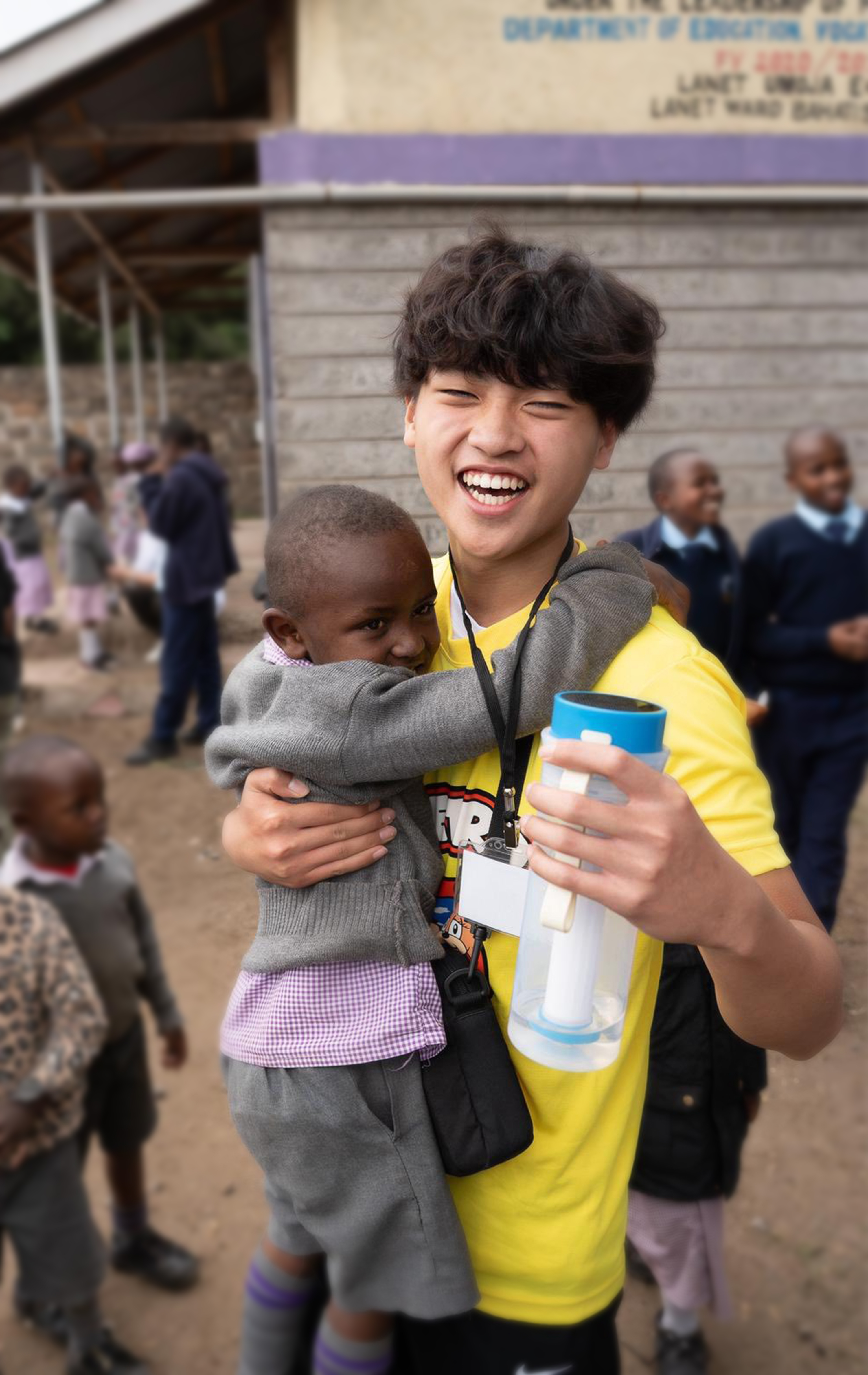 Aquacendo LightUp Filtered Bottle