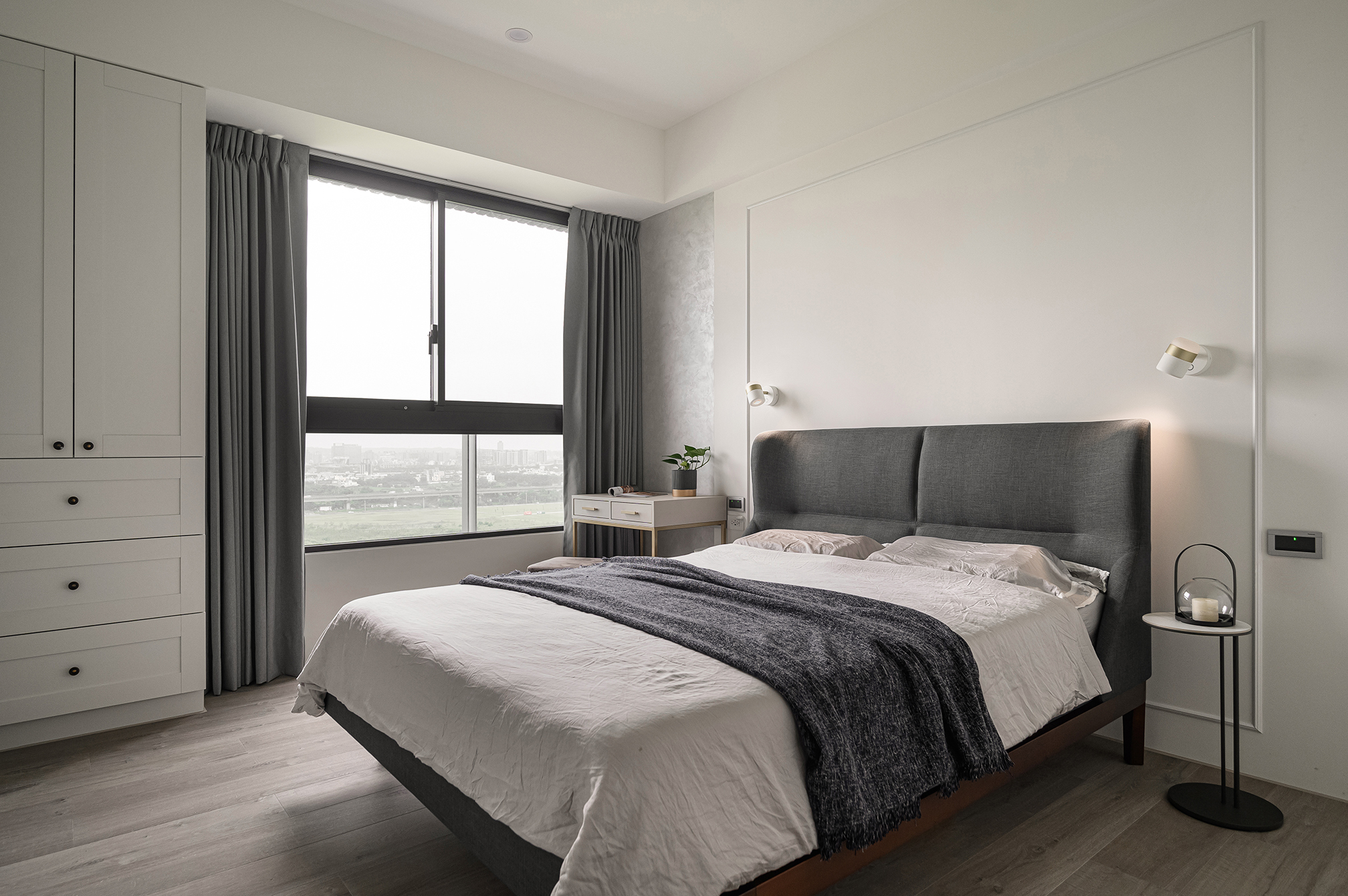 Evokes a peaceful and comfortable feeling