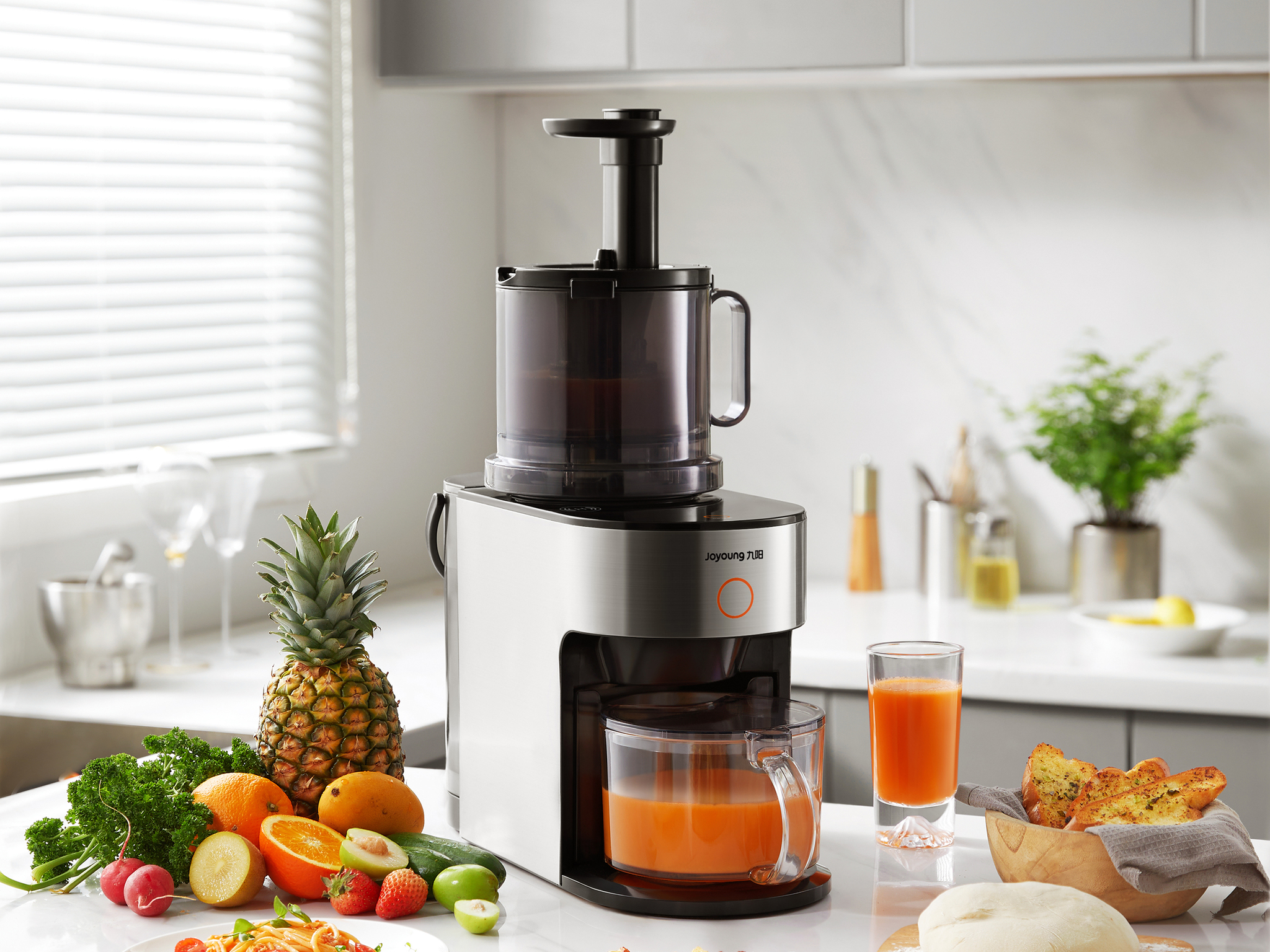 Automated Self-Cleansing Blender-Y9