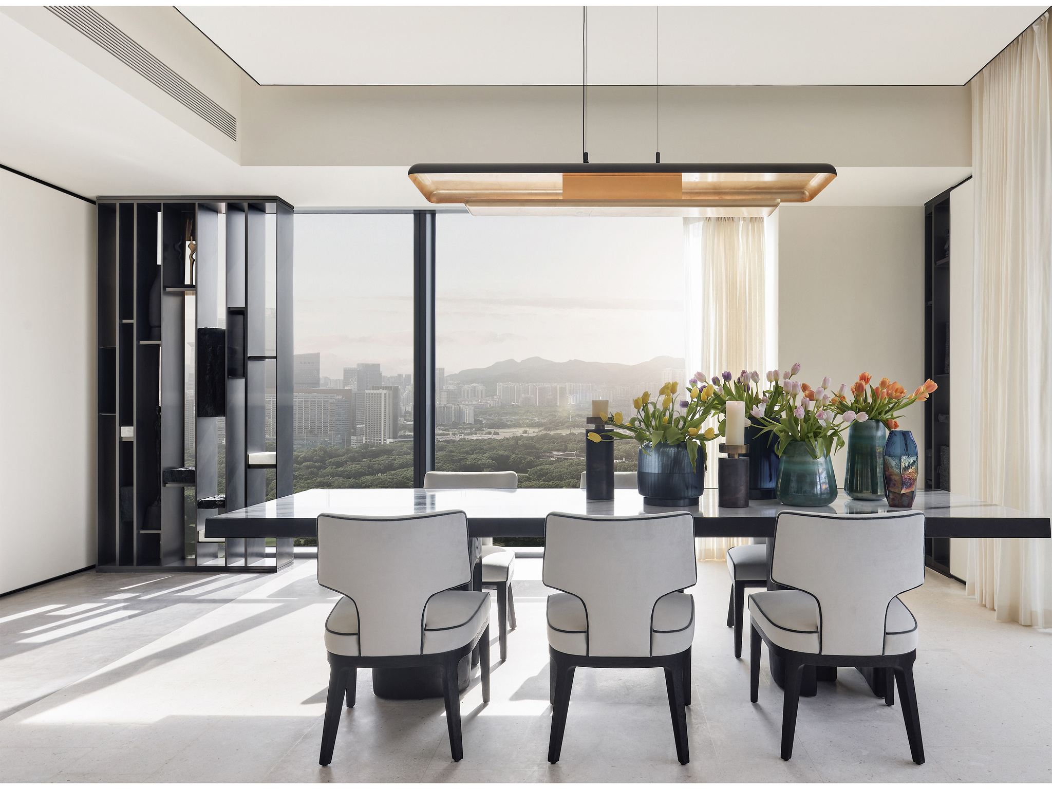 Flying with the Wind