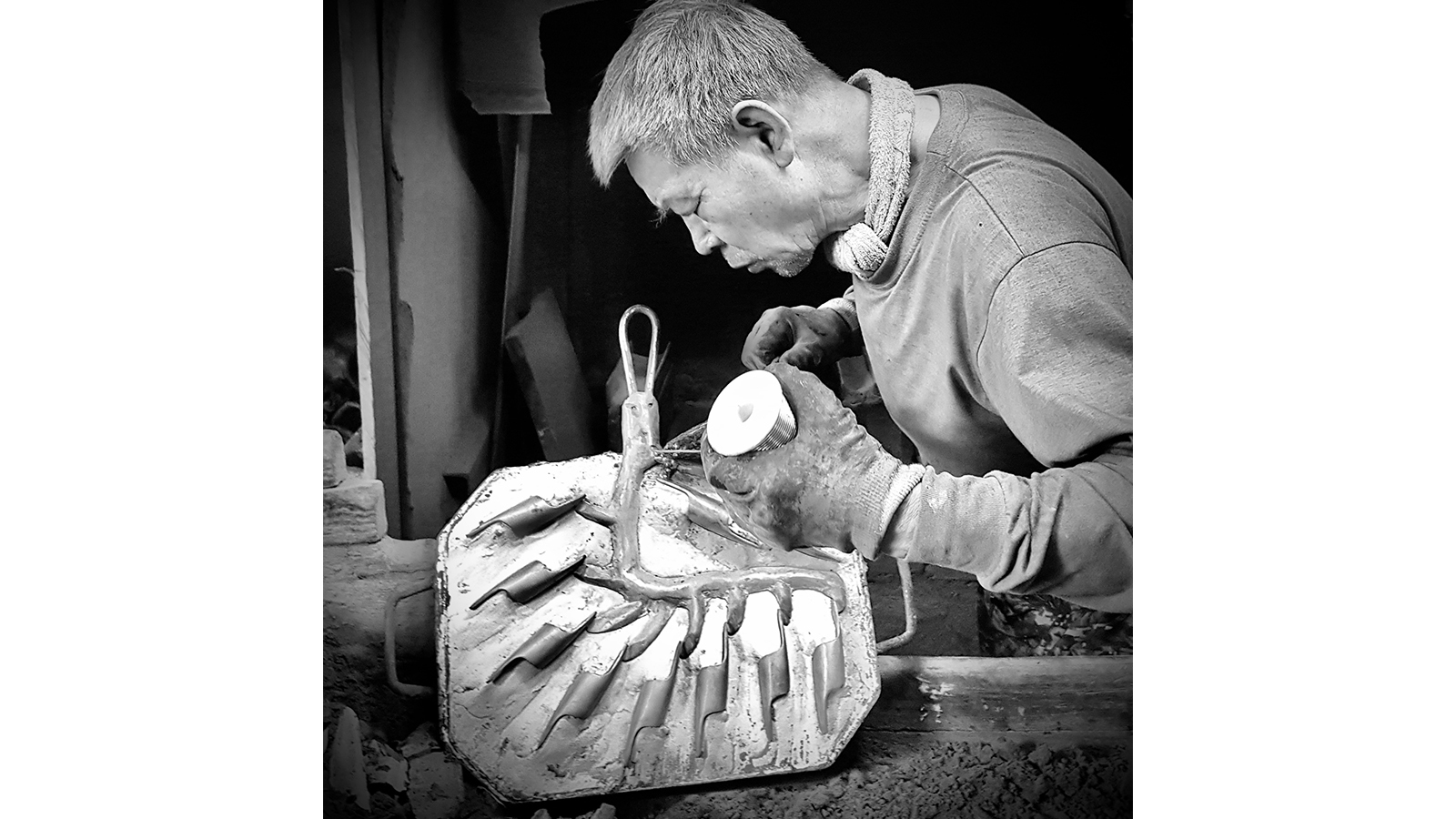 bronze fidget massage unit