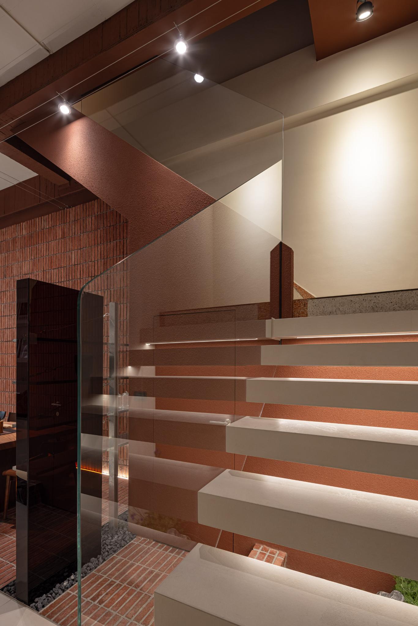 iF Design - House with the fragrance of tea, wine and books
