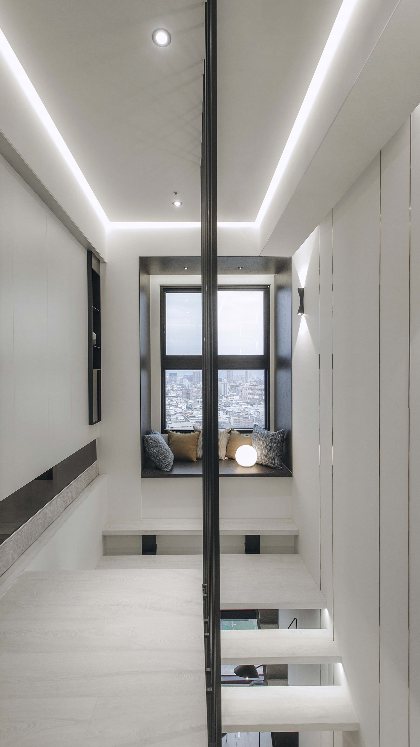 Multigenerational Homes – Sunny Urban Oasis