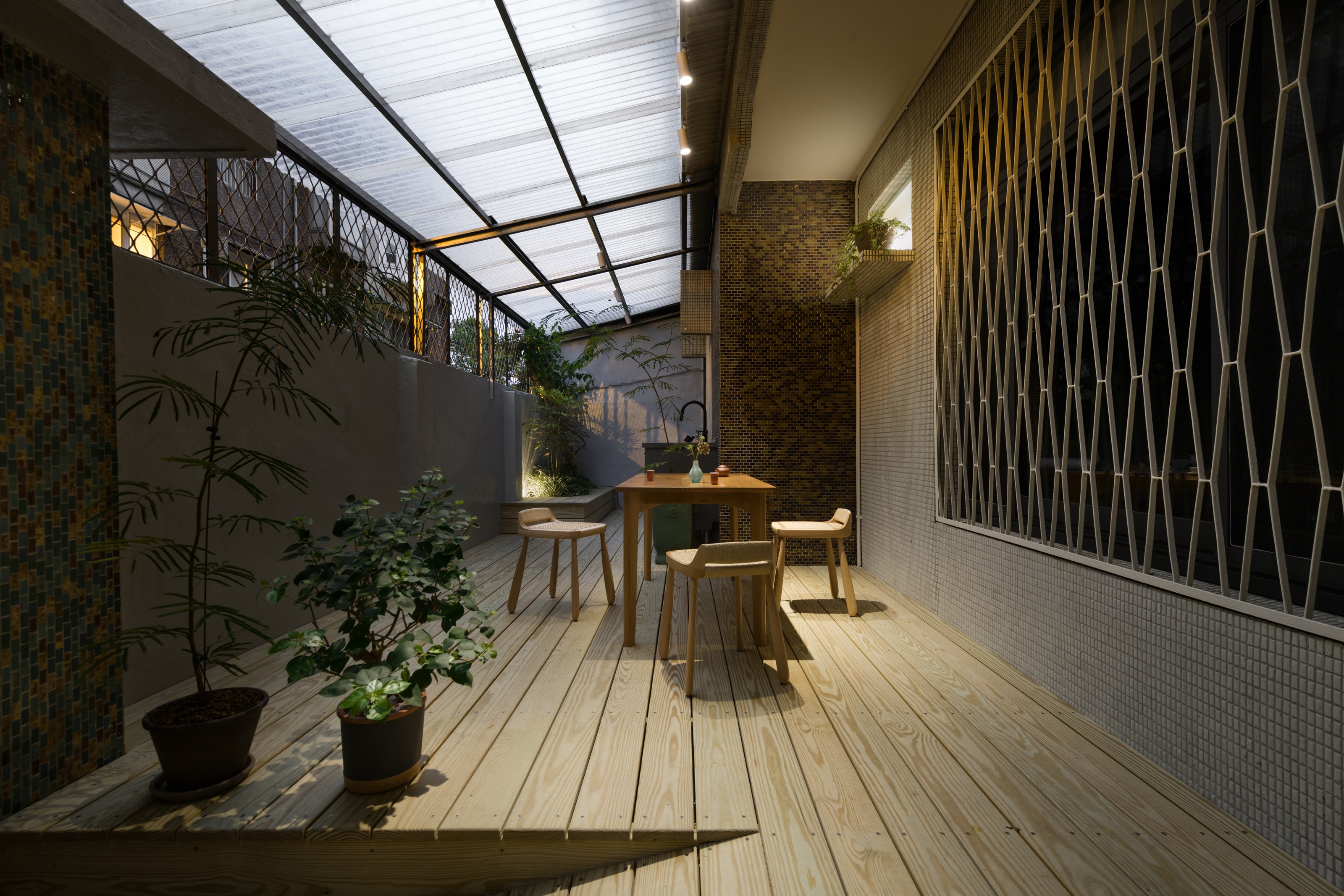 Waiting, Reunion and Bloom