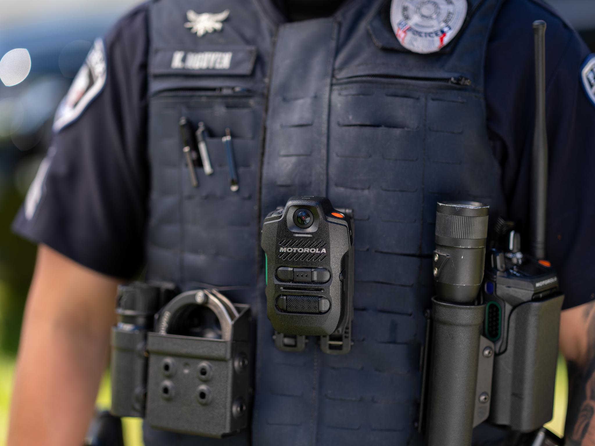 SVX Video Remote Speaker Microphone