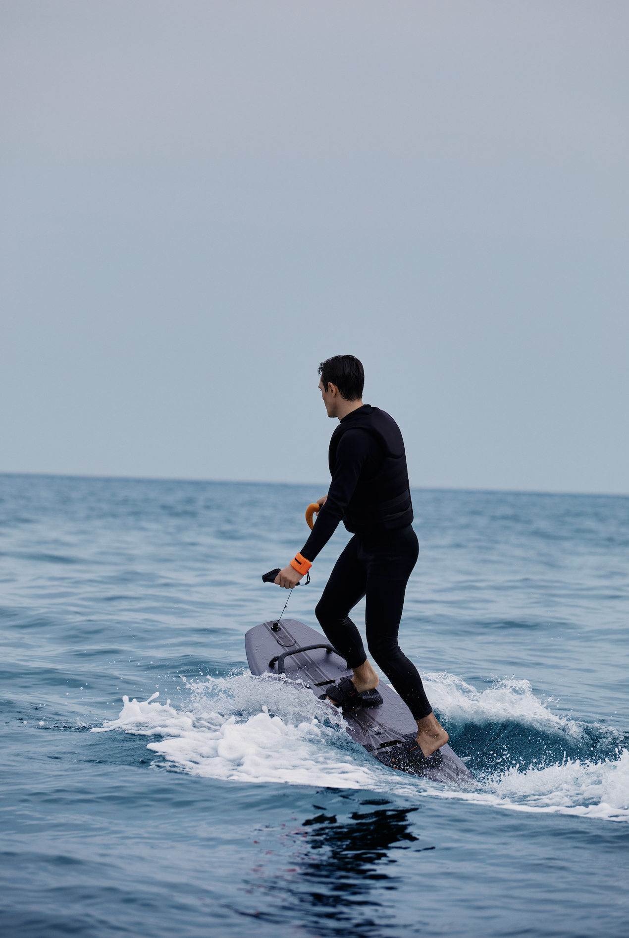 Moovi Glider electric surfboard