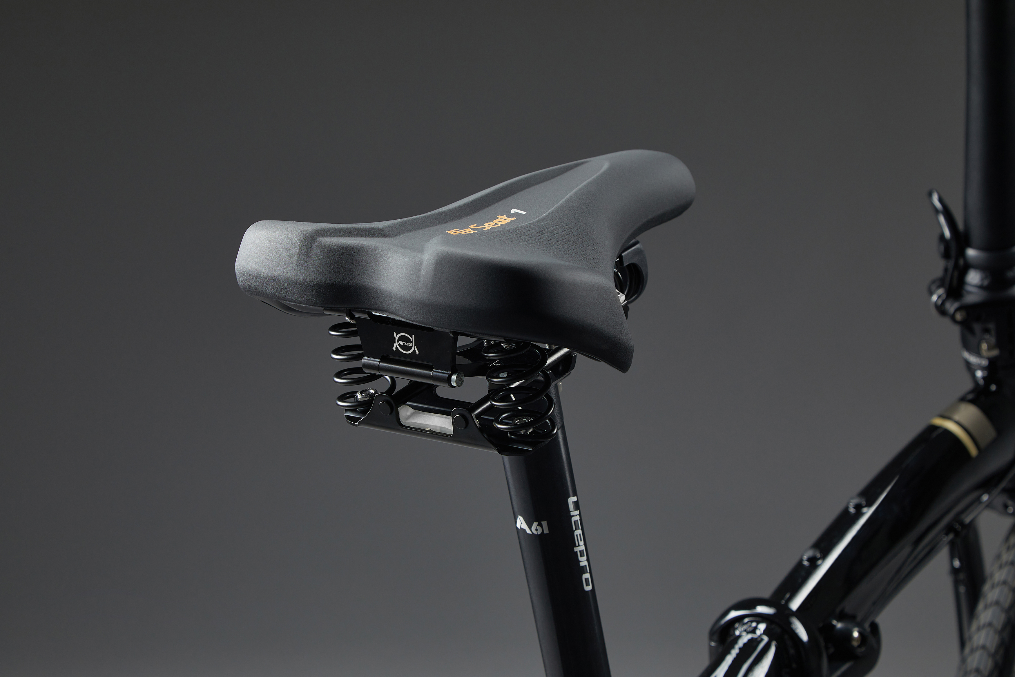 Air Seat 1 - Full-Floating Suspension Saddle