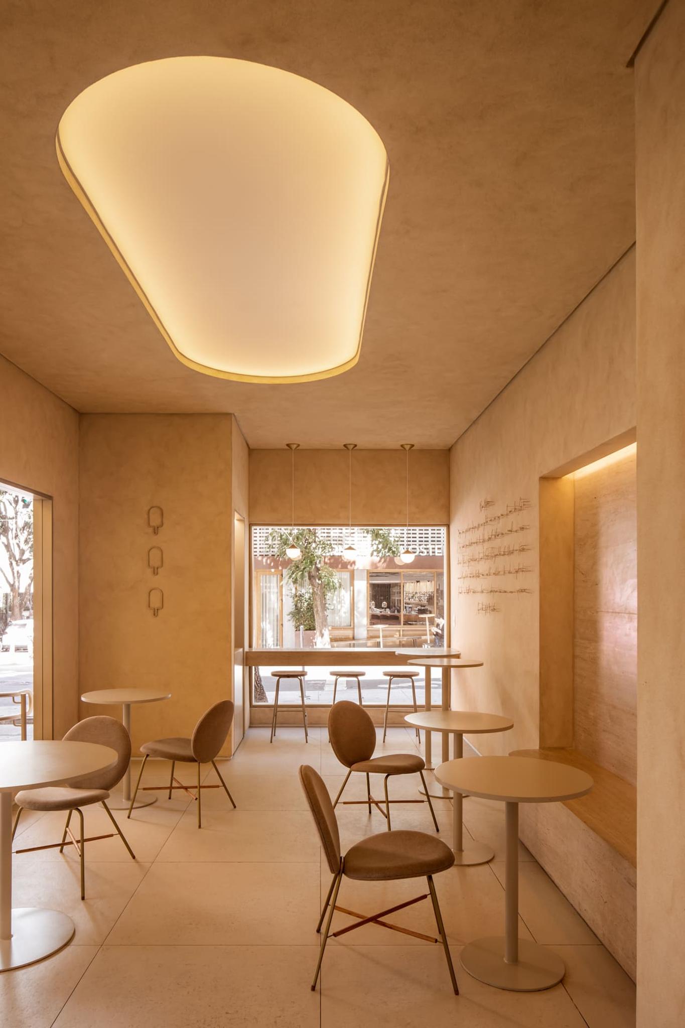 Bacio di Latte Store