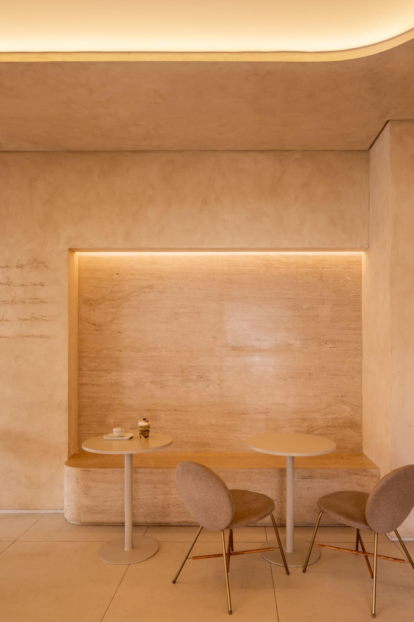 Bacio di Latte Store