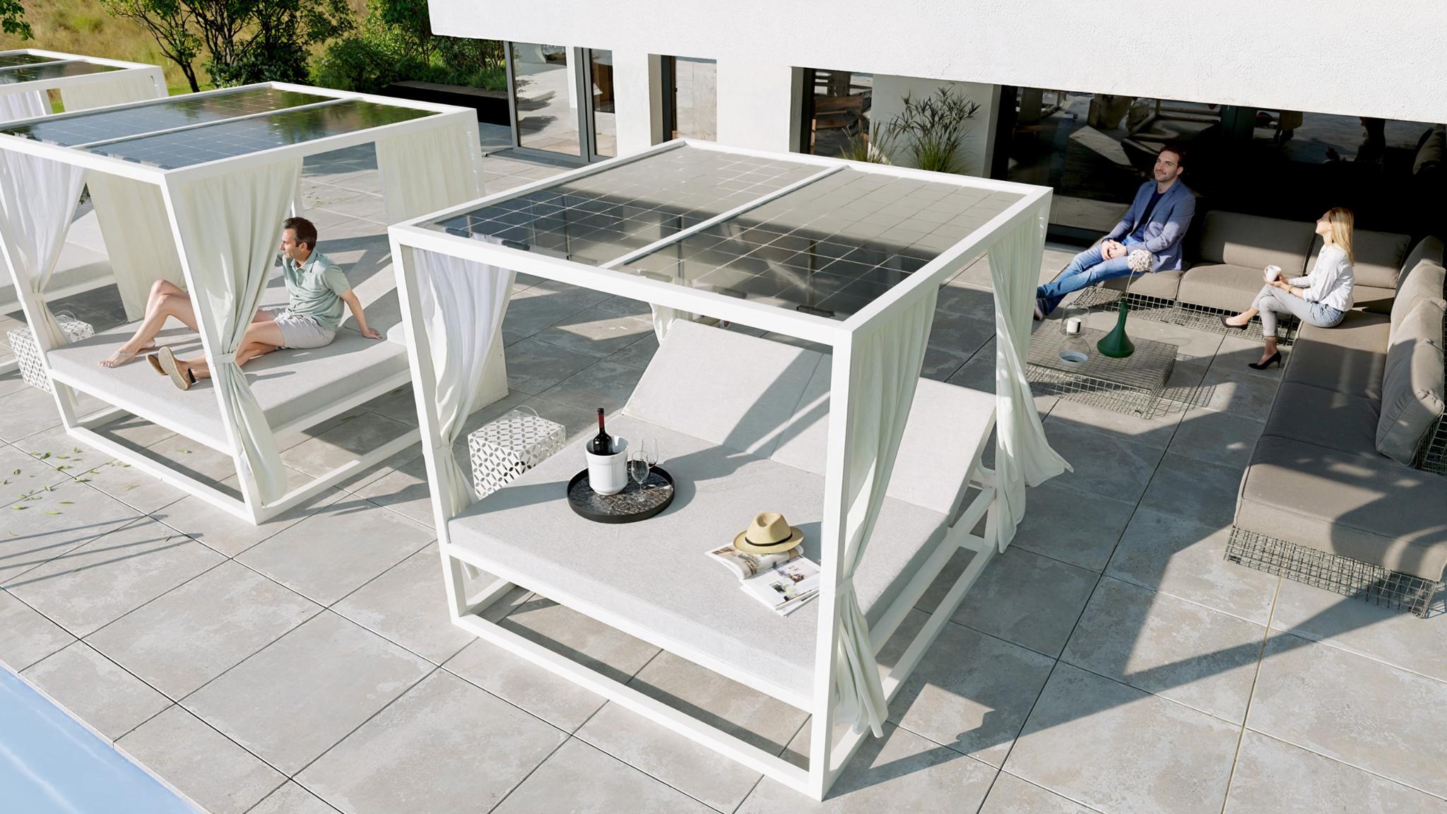 SOLAR LOUNGE