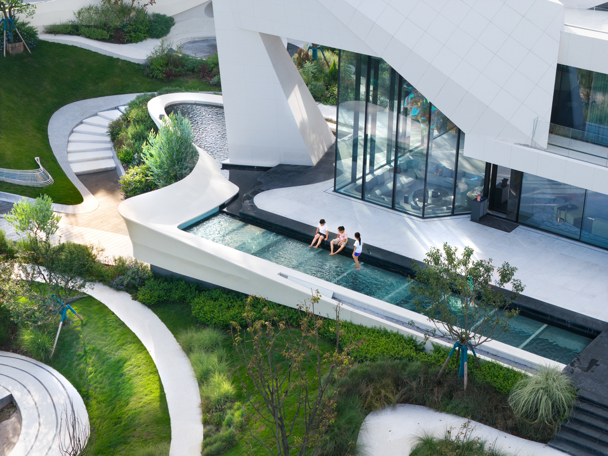 The thousand paper cranes House