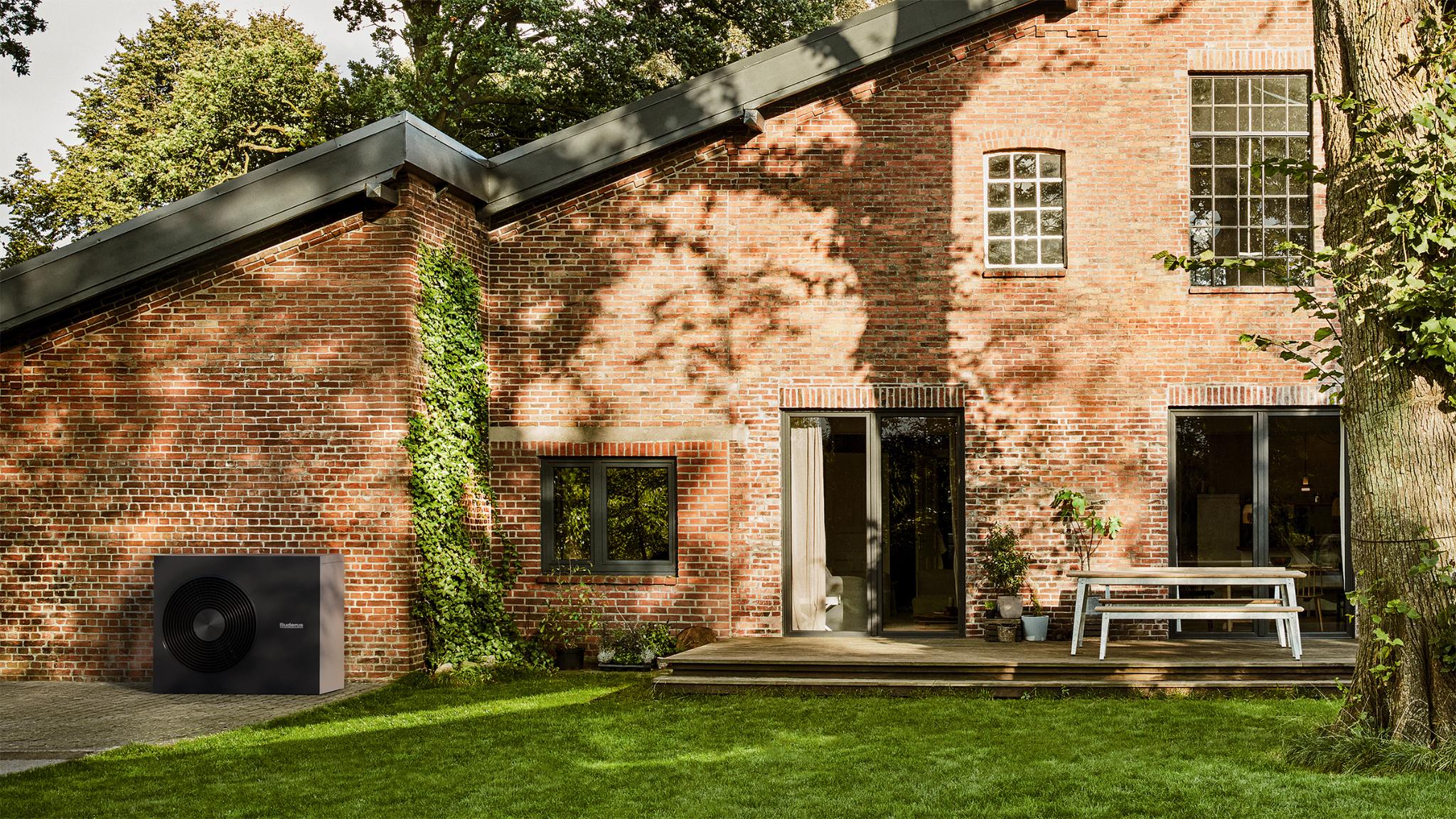 Buderus WLW MBE+ AR  Outdoor Unit