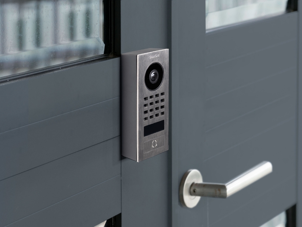 DoorBird D11x Series