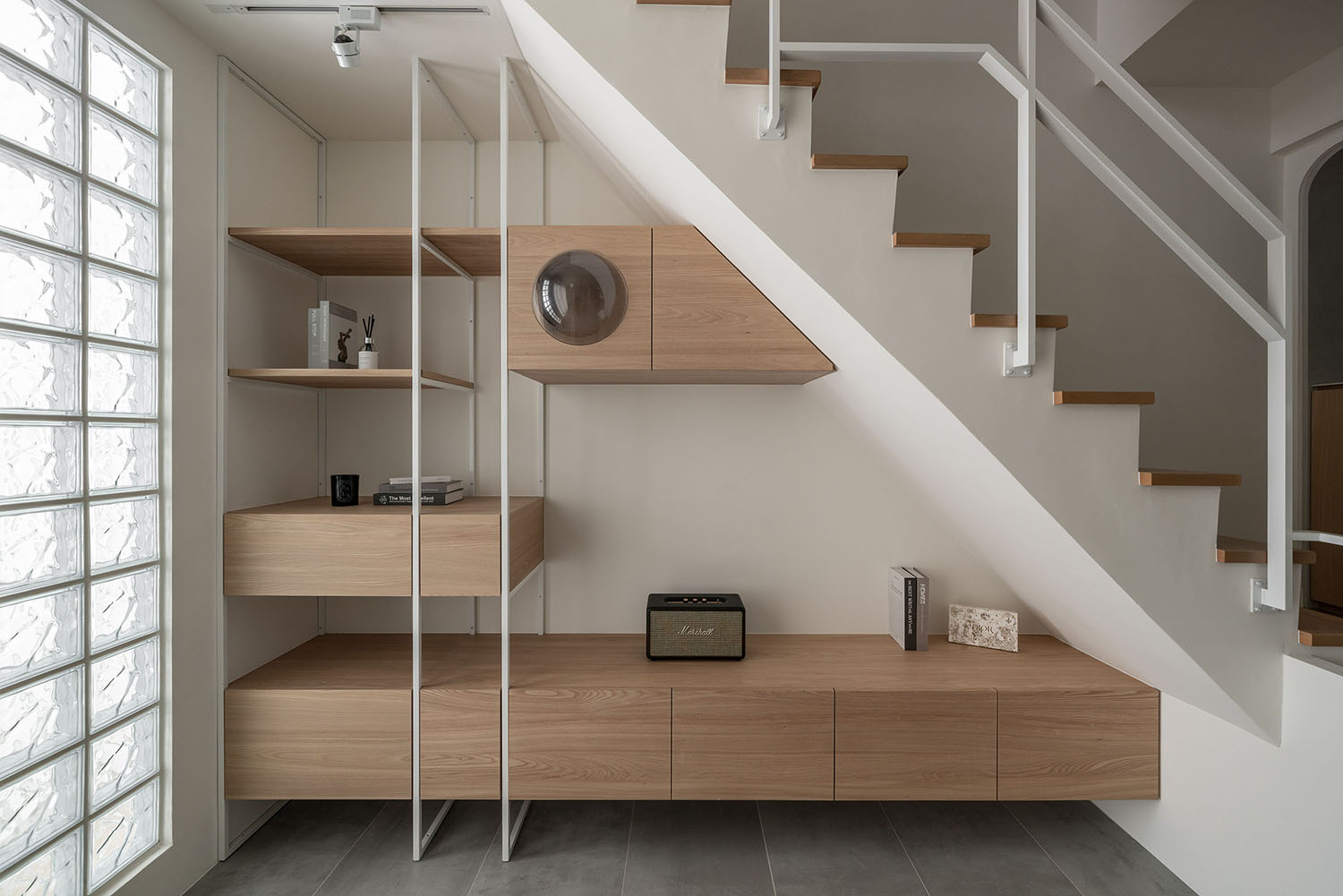 Ladder houses in alleys