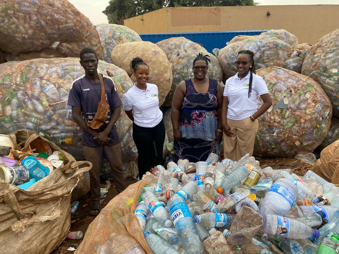 Turning Plastic Waste into Sewing Threads