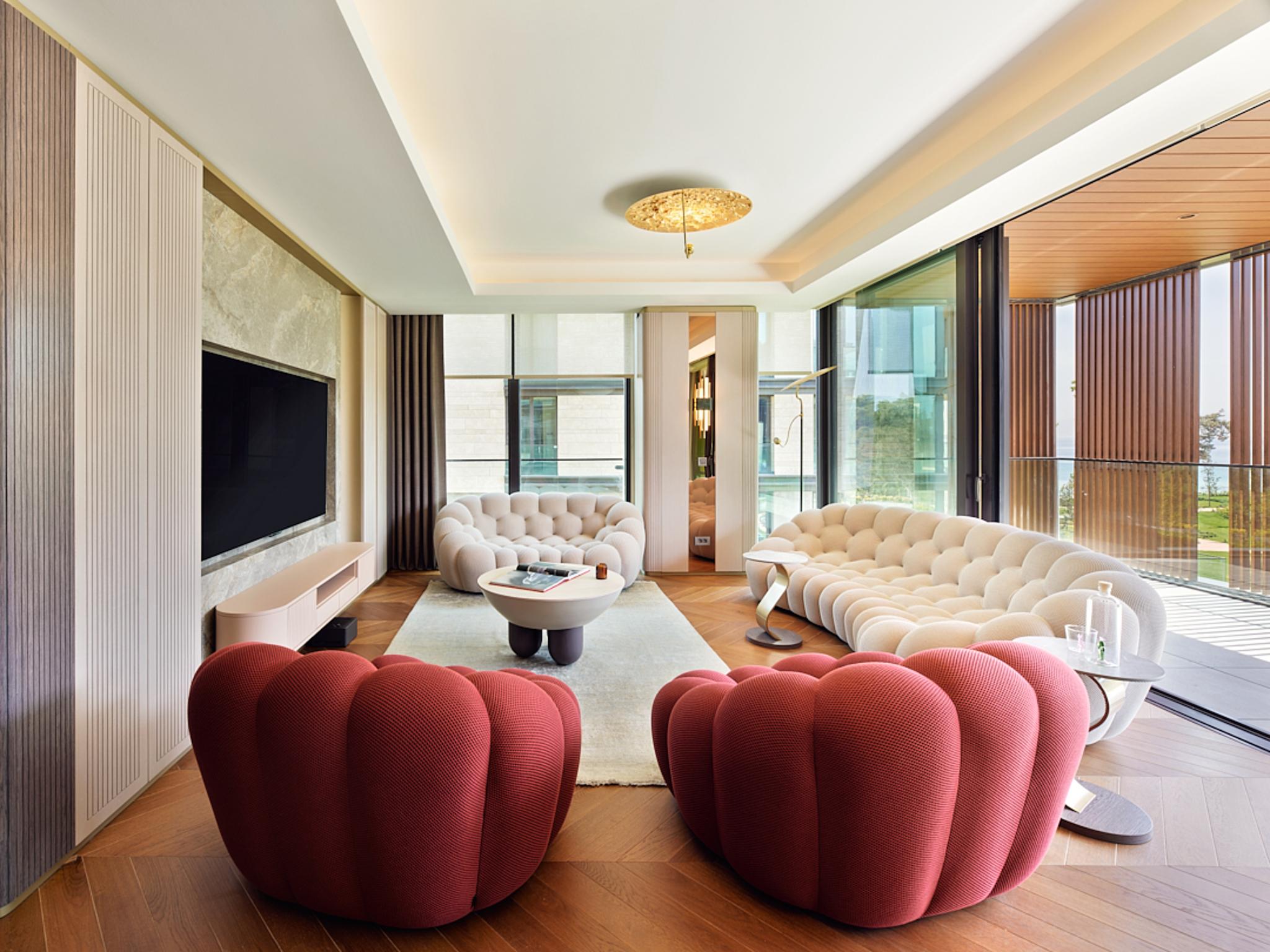 iF Design - EAK RESIDENCE