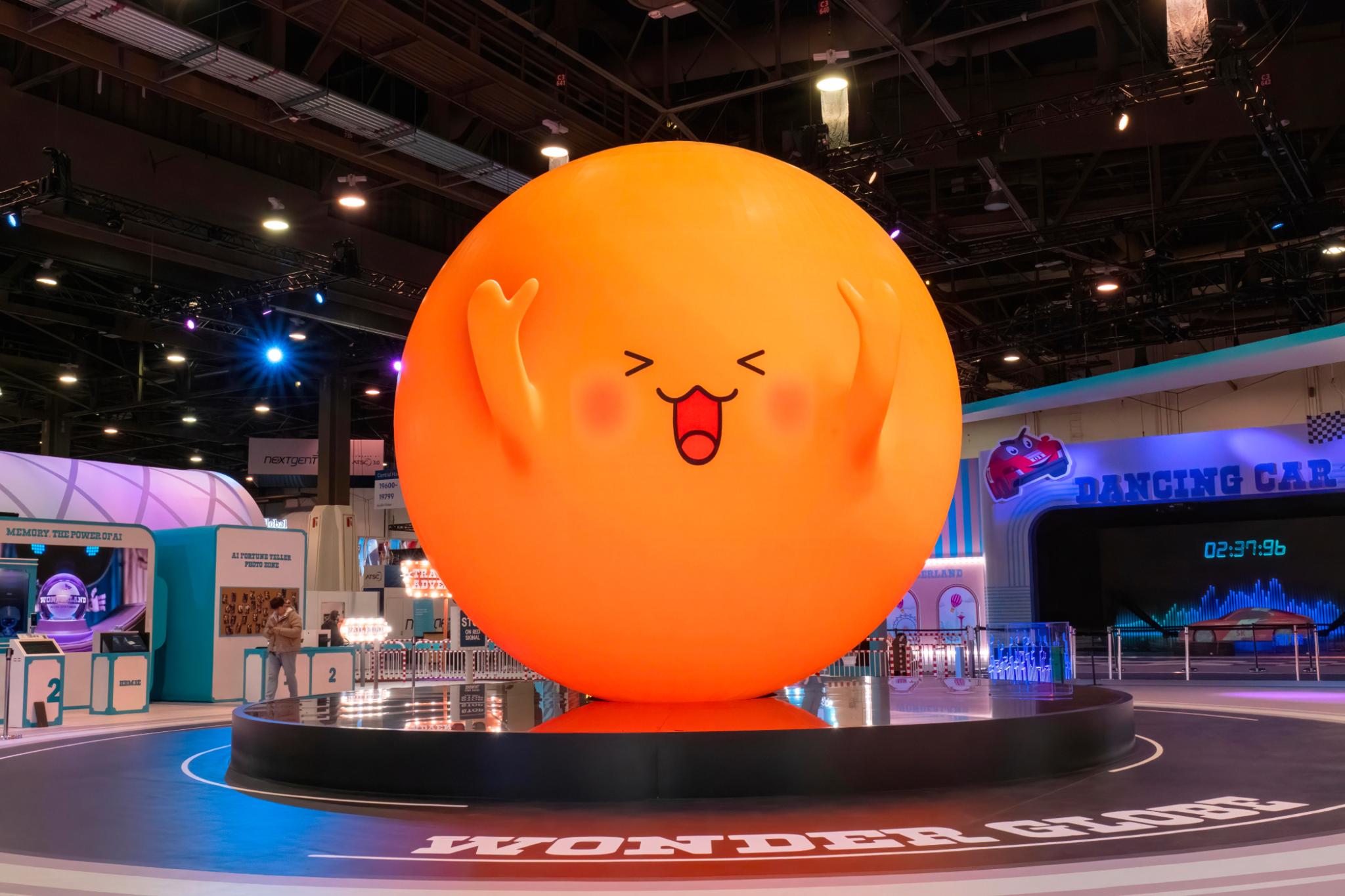 SK Wonder Globe (CES 2024, SK Group Pavilion) / SK