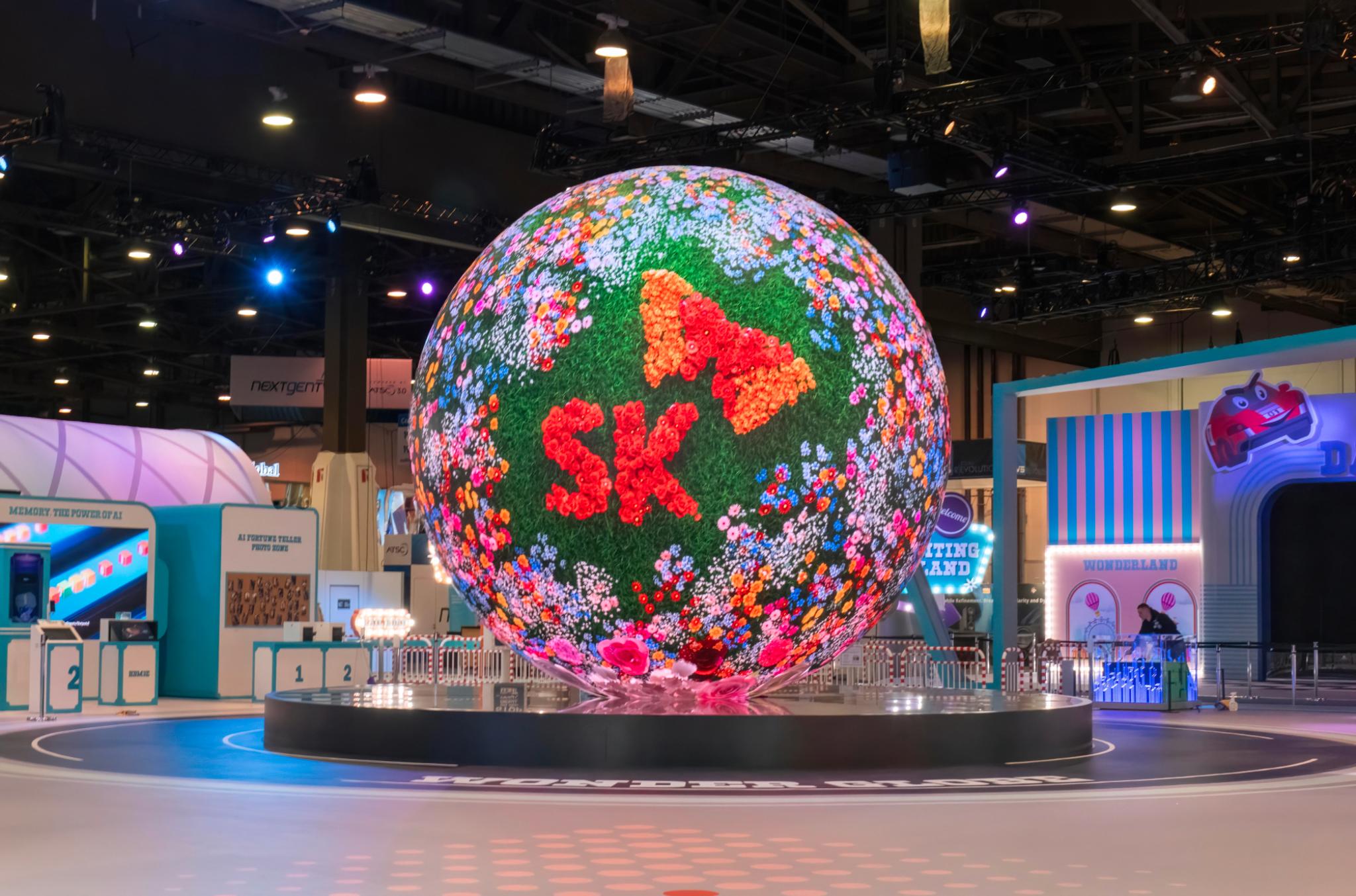 SK Wonder Globe (CES 2024, SK Group Pavilion) / SK