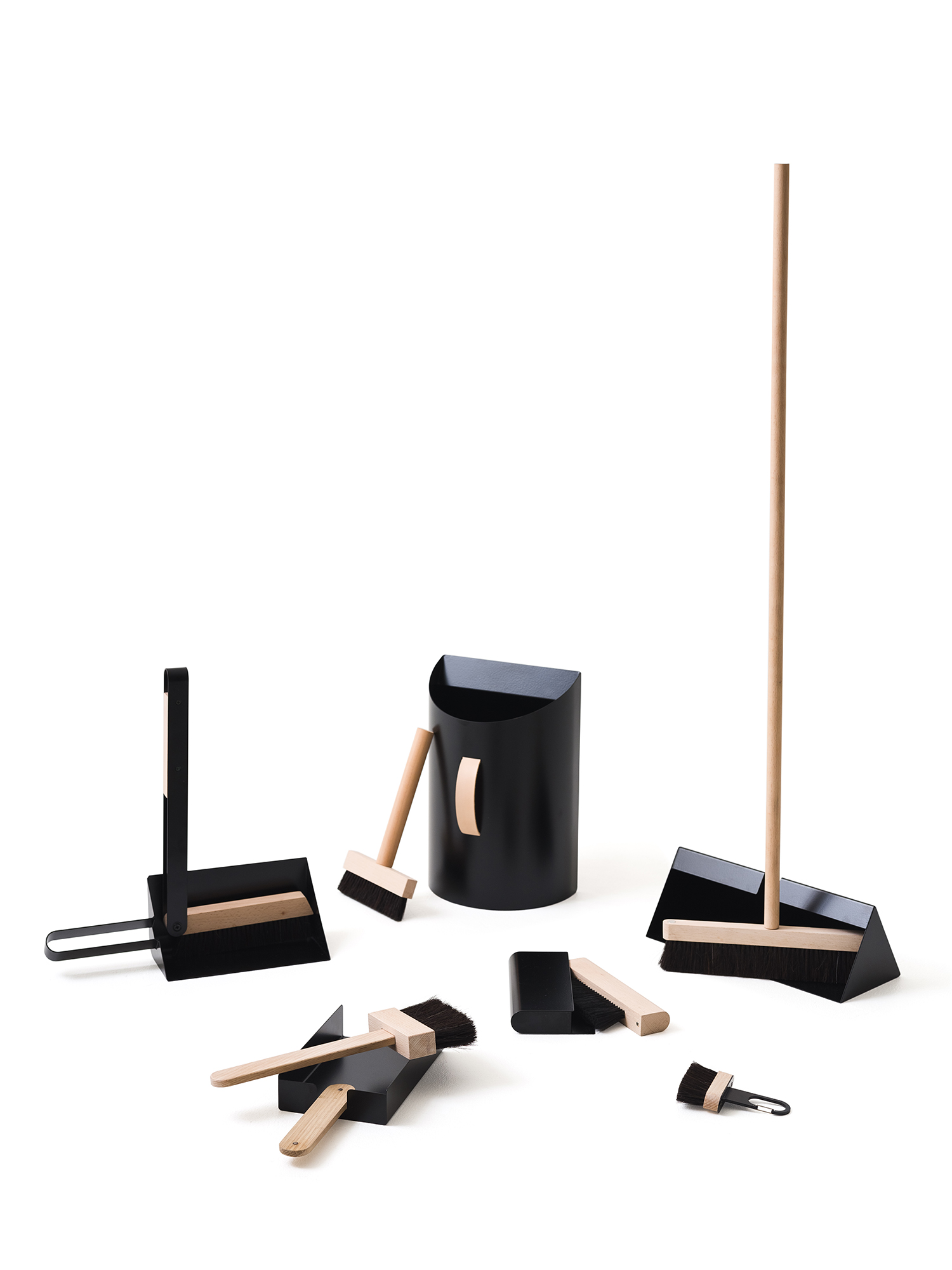 BRUSHUP: a series of Japan-made brooms & dustpans