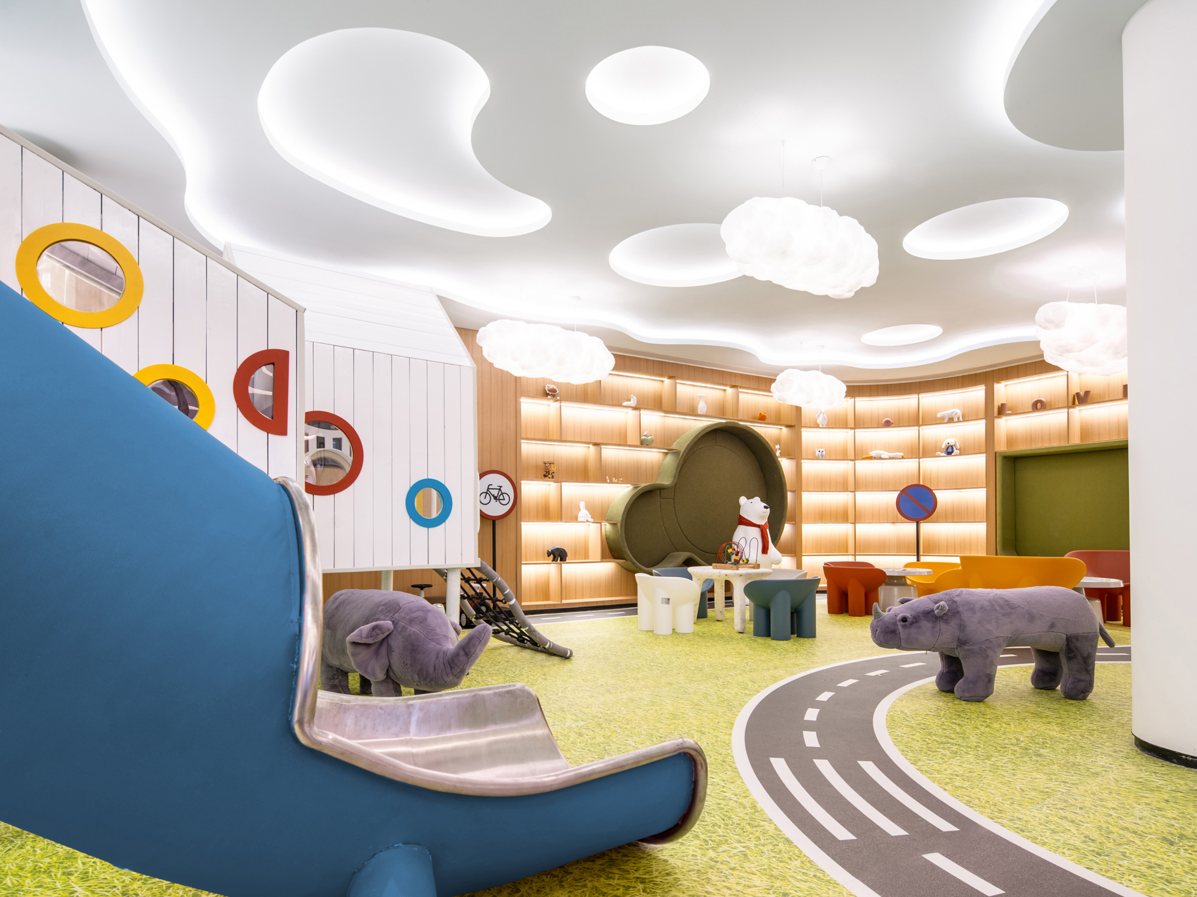 Chongqing BowChuang BMW 4S Store