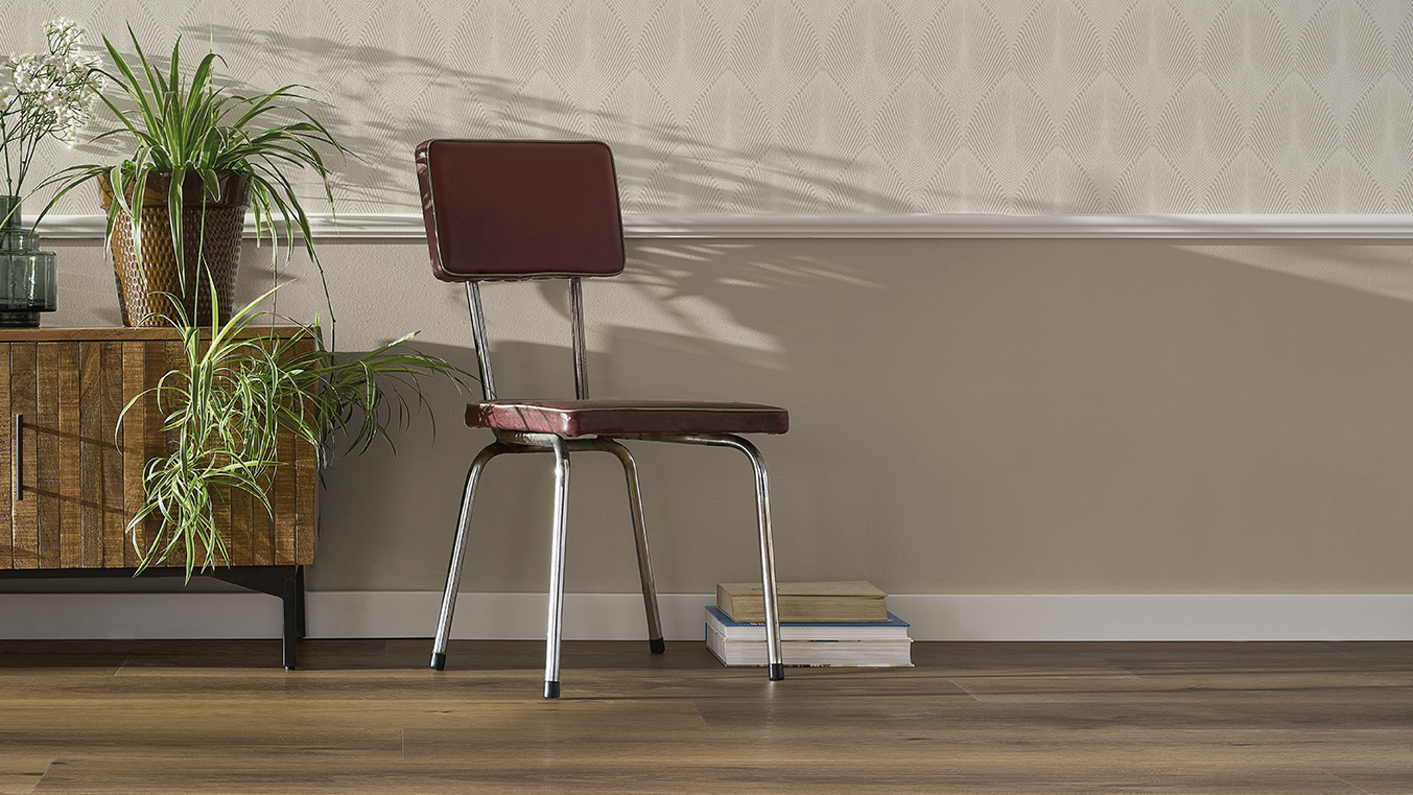 STIQ XL Skirting board