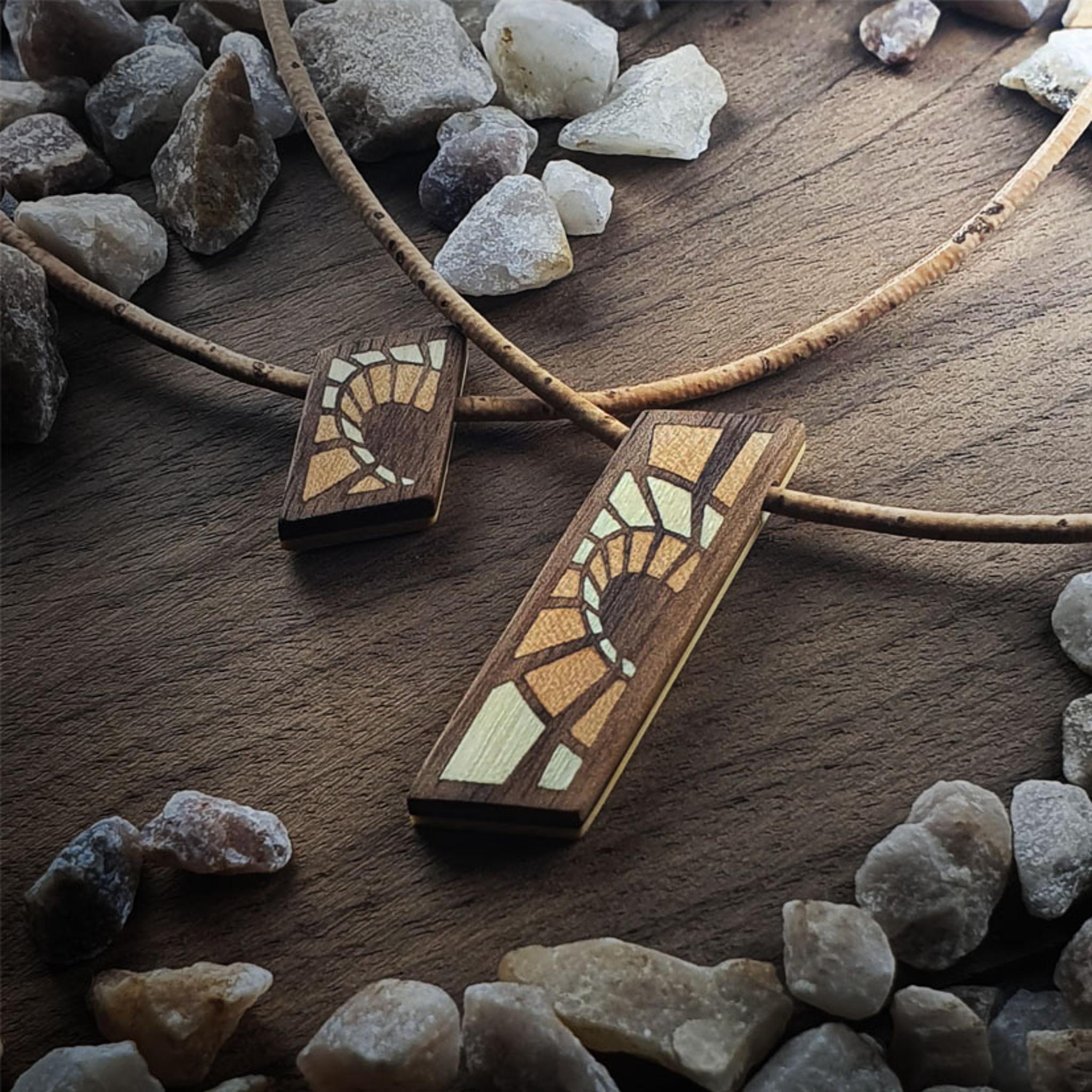 EINKLANG - wooden necklaces
