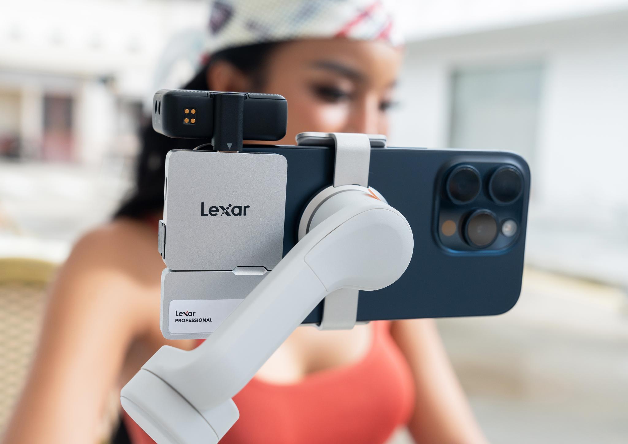 Lexar Professional Go Portable SSD with Hub