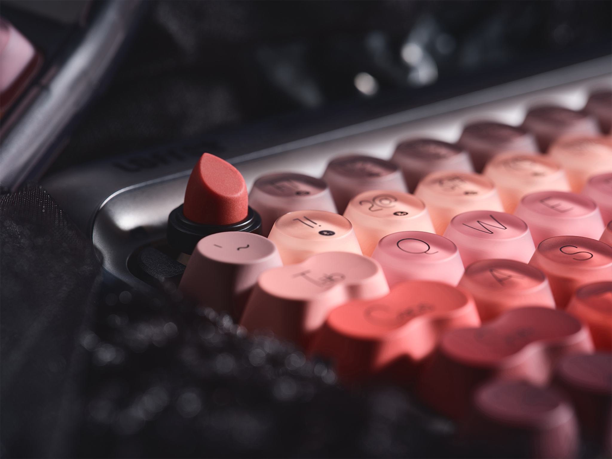 DOT Tri-mode Mechanical Keyboard-Lipstick