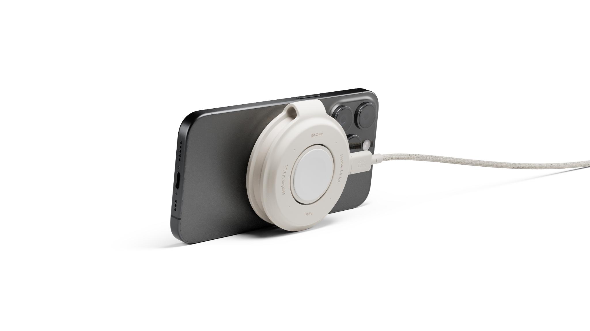 Voyage 2 in 1 magnetic wireless charger